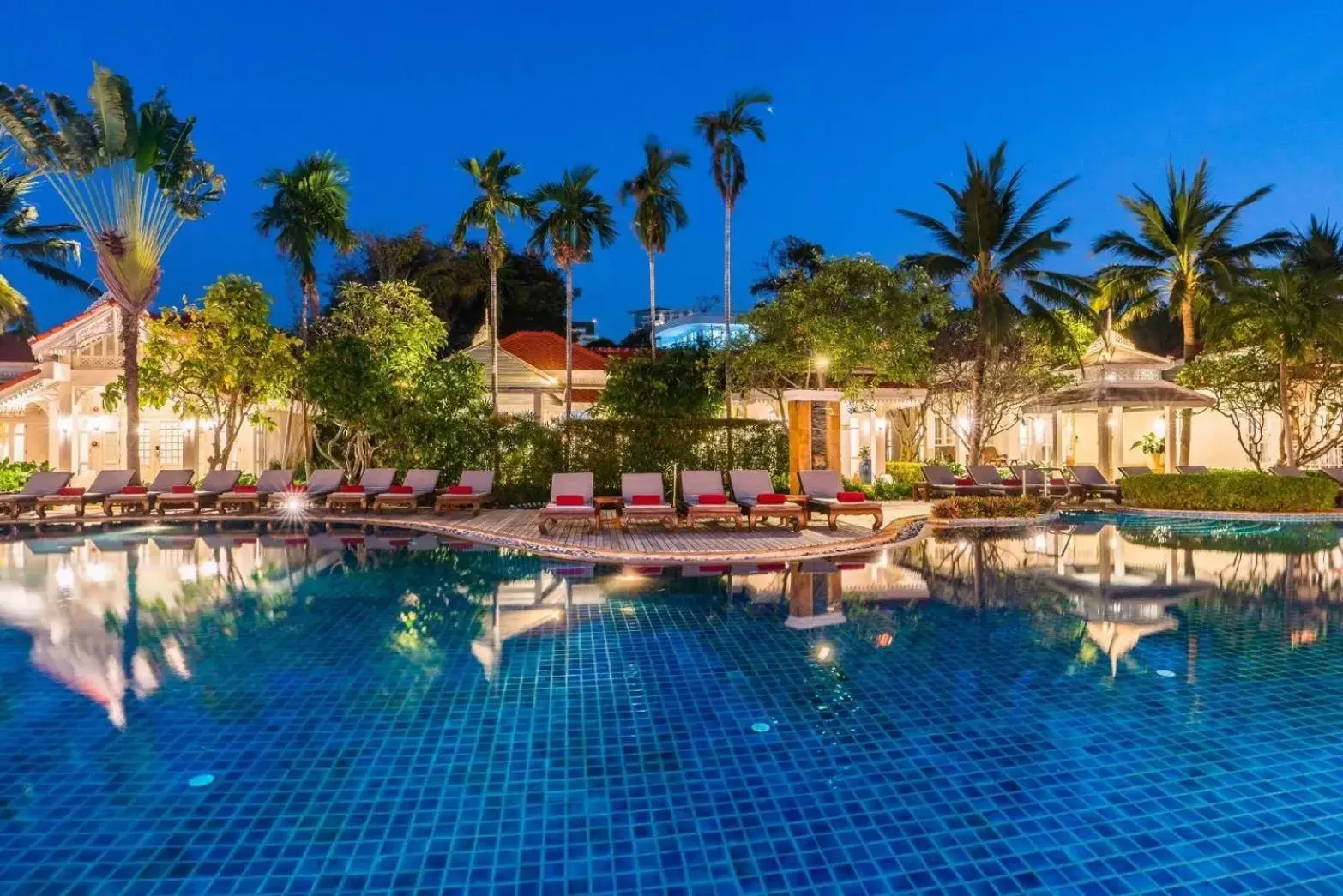 Swimming pool in Wora Bura Hua Hin Resort & Spa Swimming pool in Wora Bura Hua Hin Resort & Spa