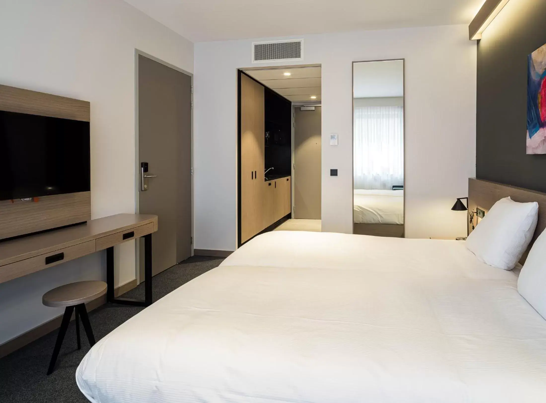 Photo of the whole room, Bed in Executive Residency by Best Western Amsterdam Airport