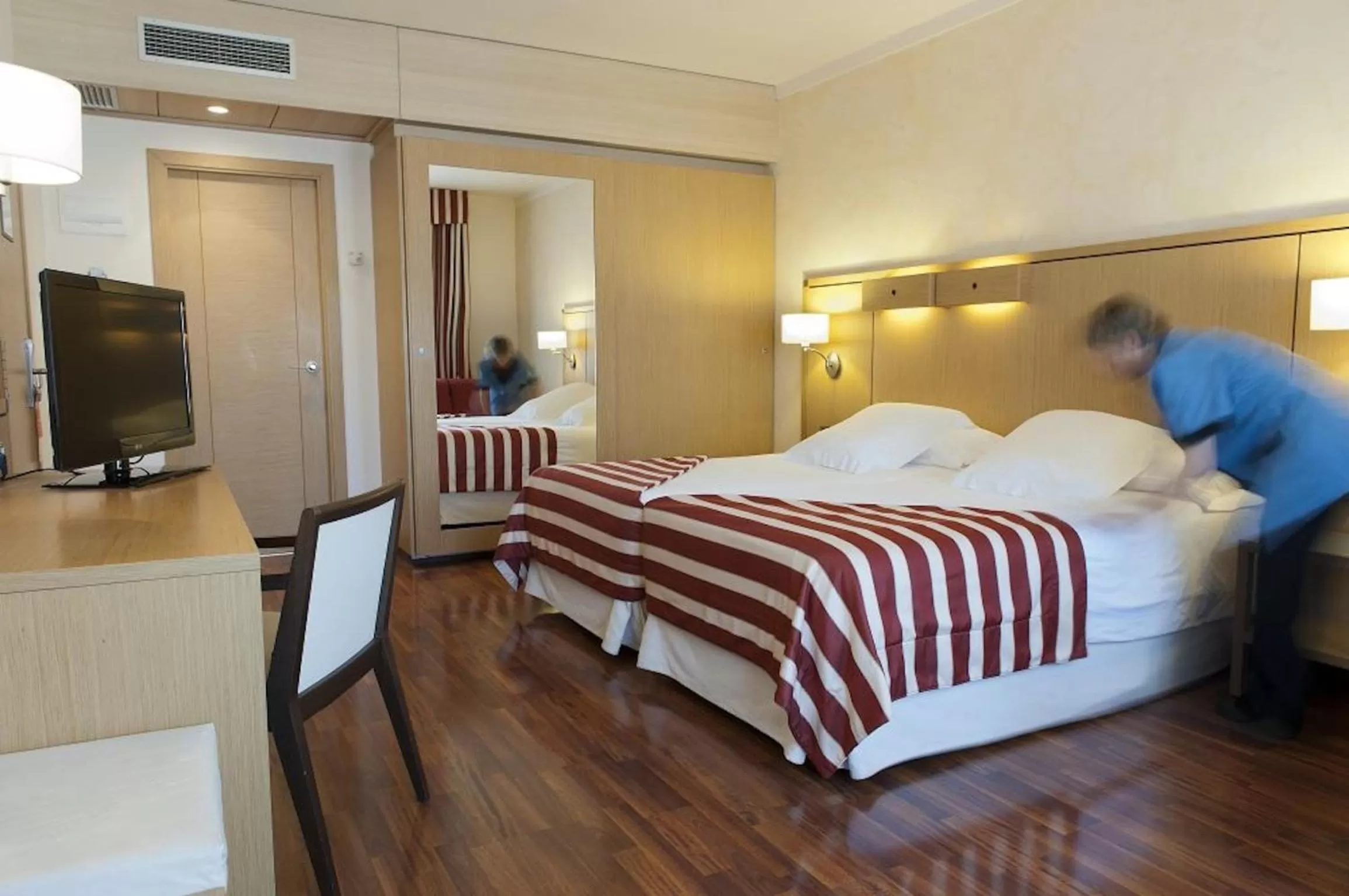 TV and multimedia, Bed in Hotel Duran