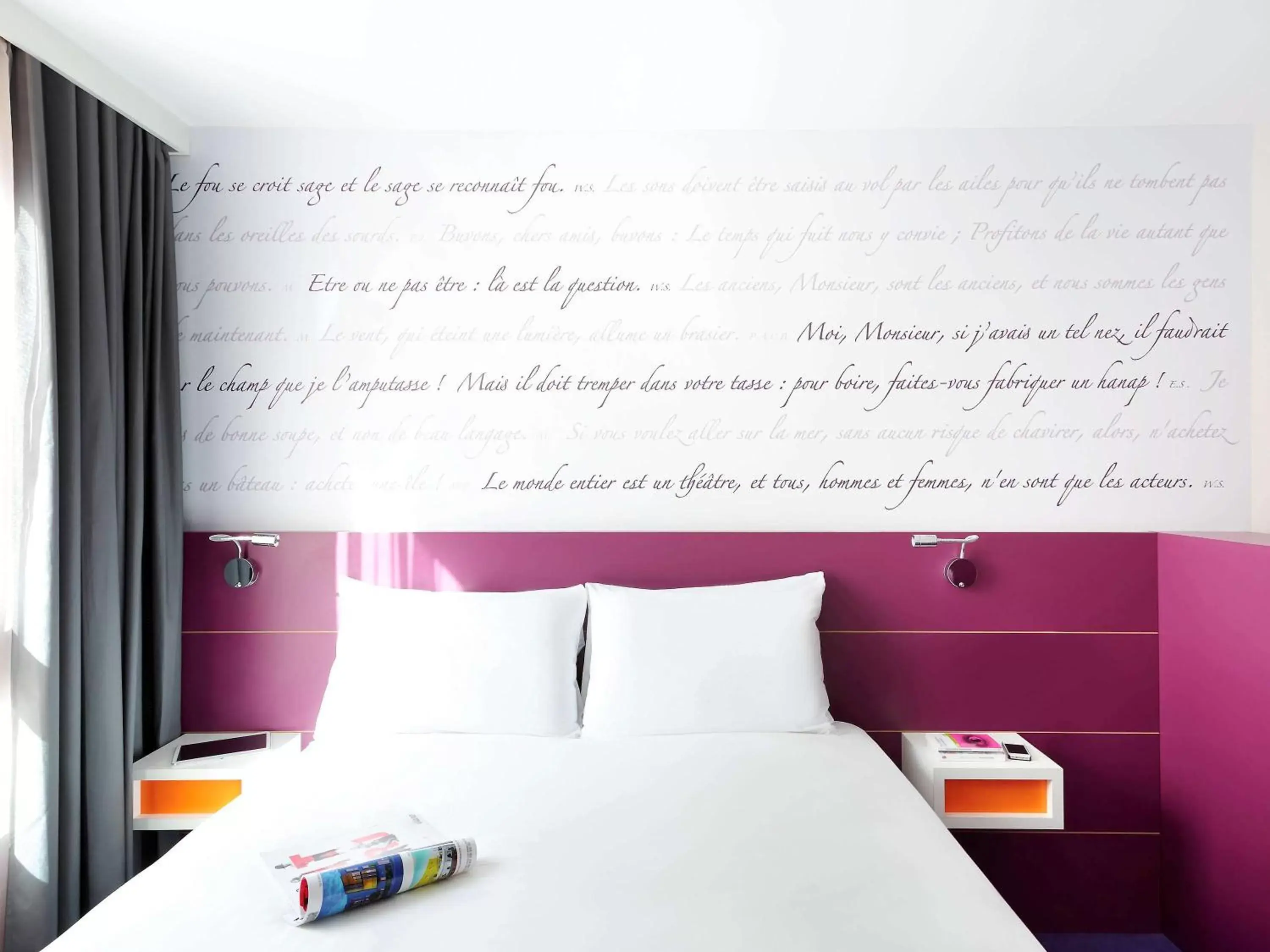 Bedroom, Bed in ibis Styles Montpellier Centre Comedie