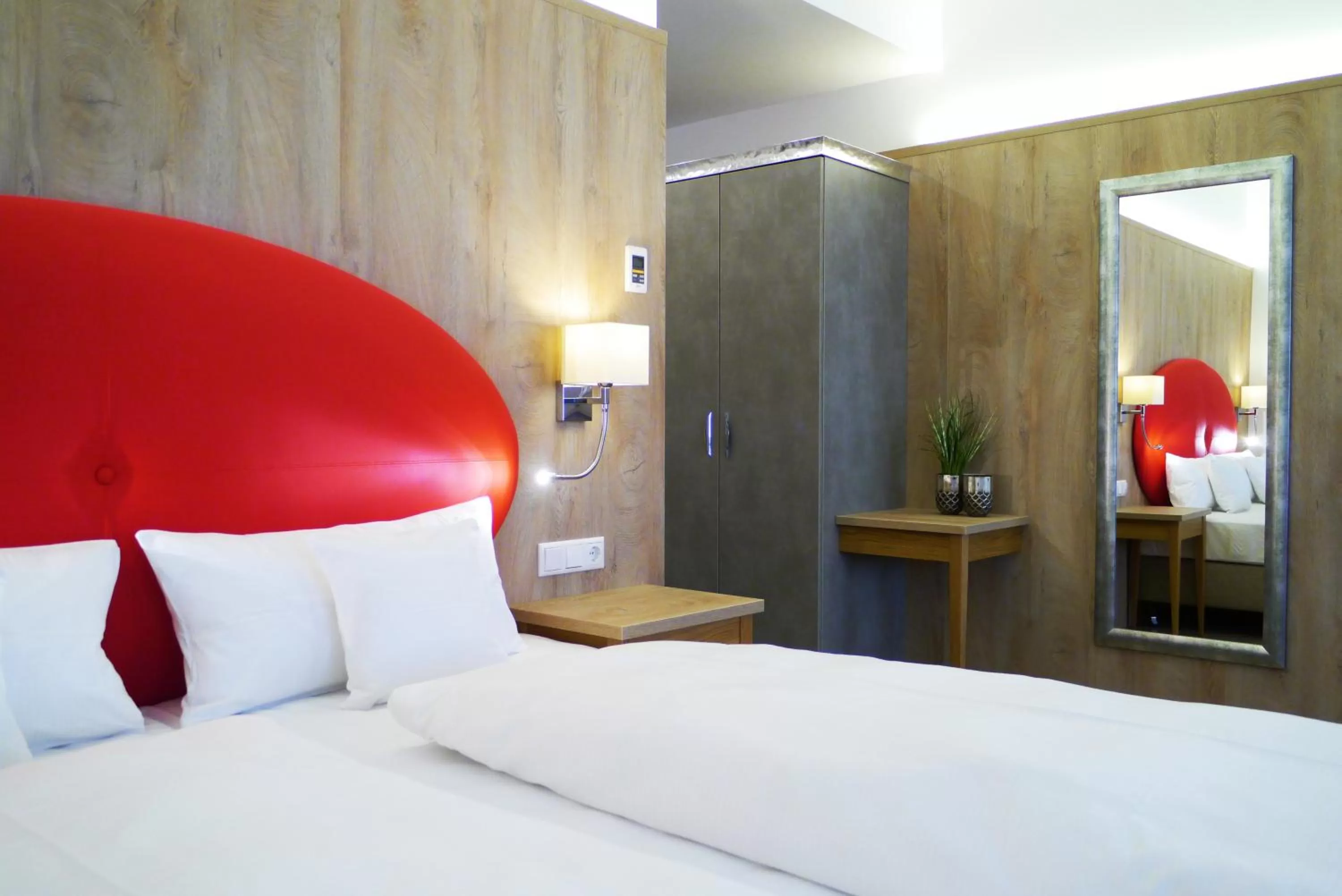 Photo of the whole room, Bed in Das Brunners