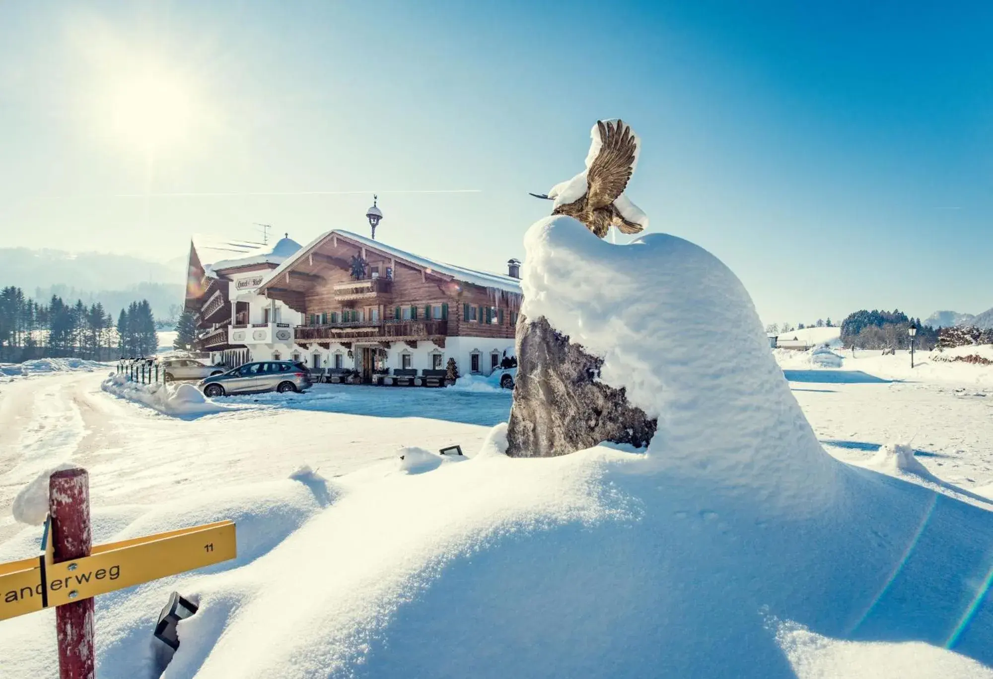 Facade/entrance, Winter in Hotel Riedl