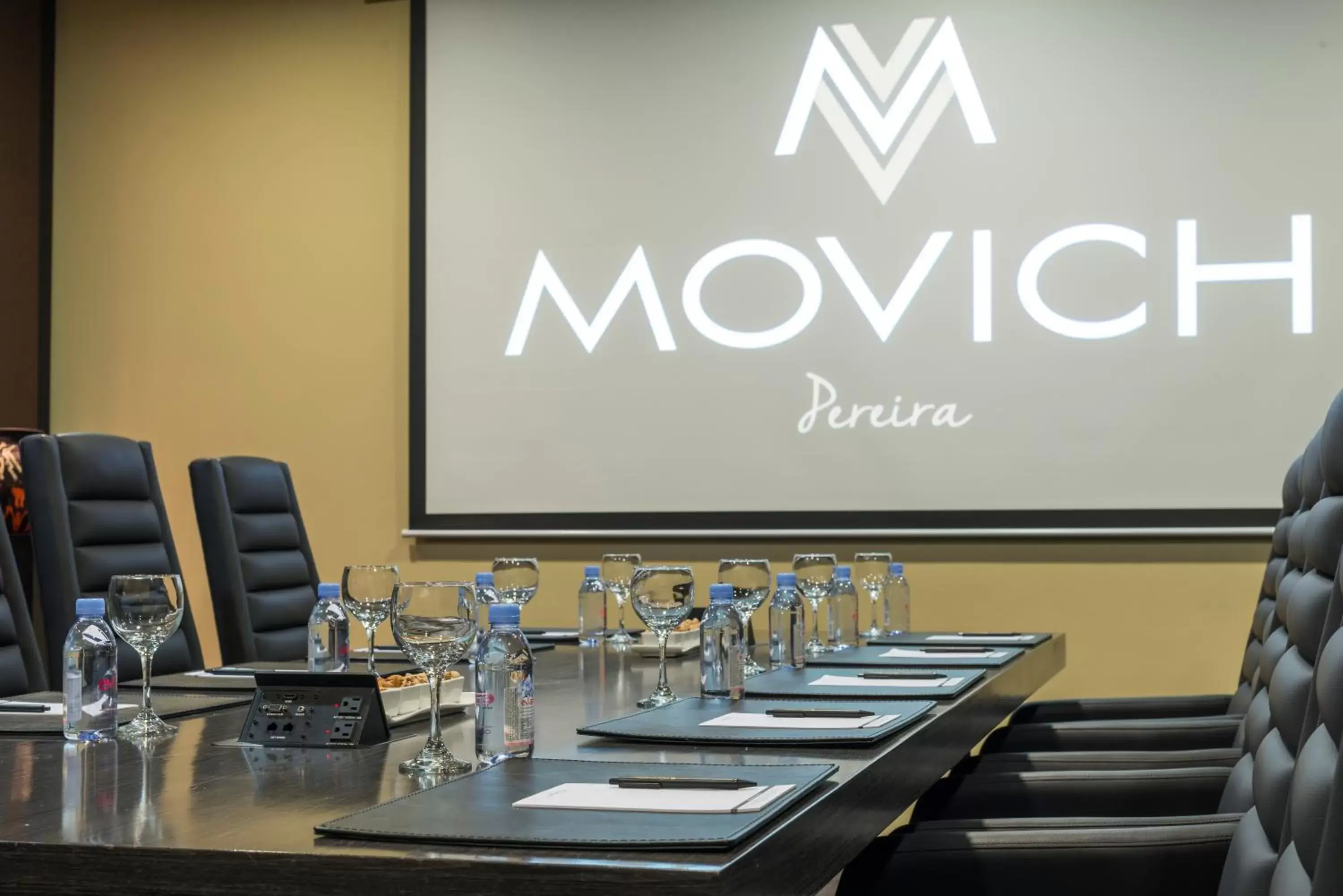 Meeting/conference room in Movich Hotel de Pereira