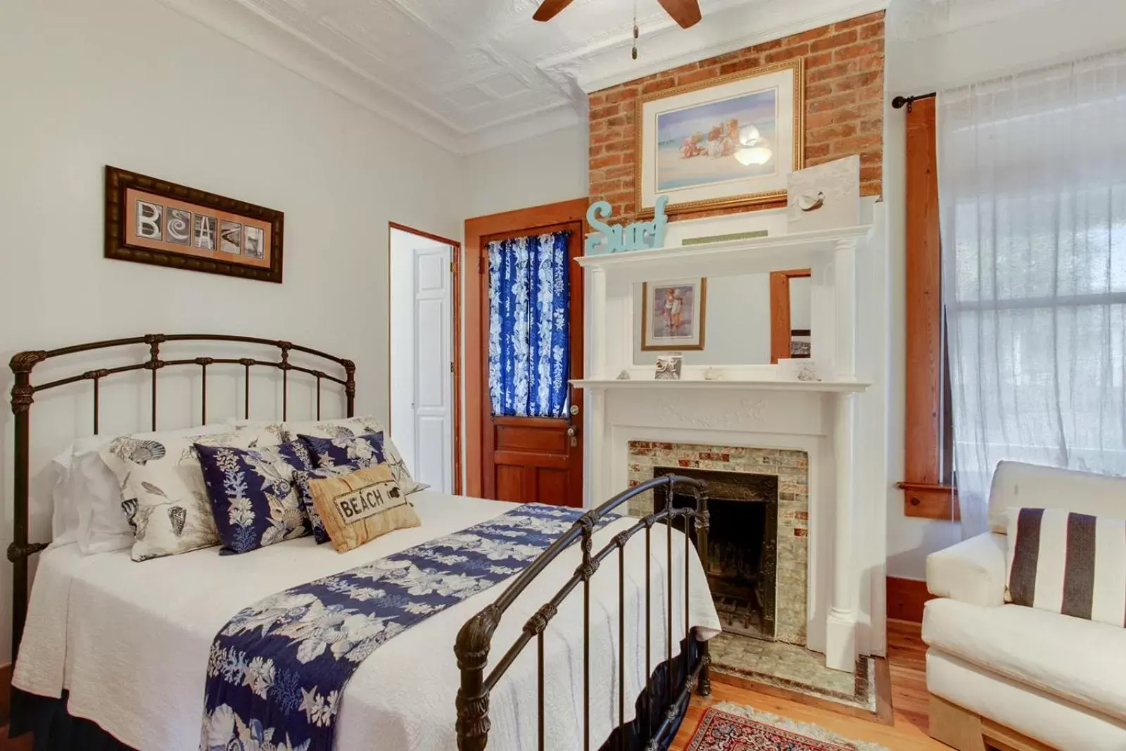 Bed in Surf Song Bed & Breakfast Bed in Surf Song Bed & Breakfast