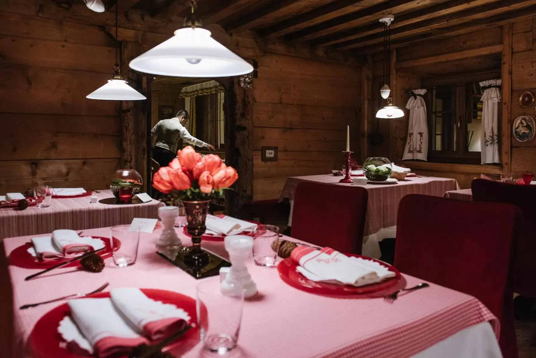 Restaurant/Places to Eat in Hotel La Perla: The Leading Hotels of the World