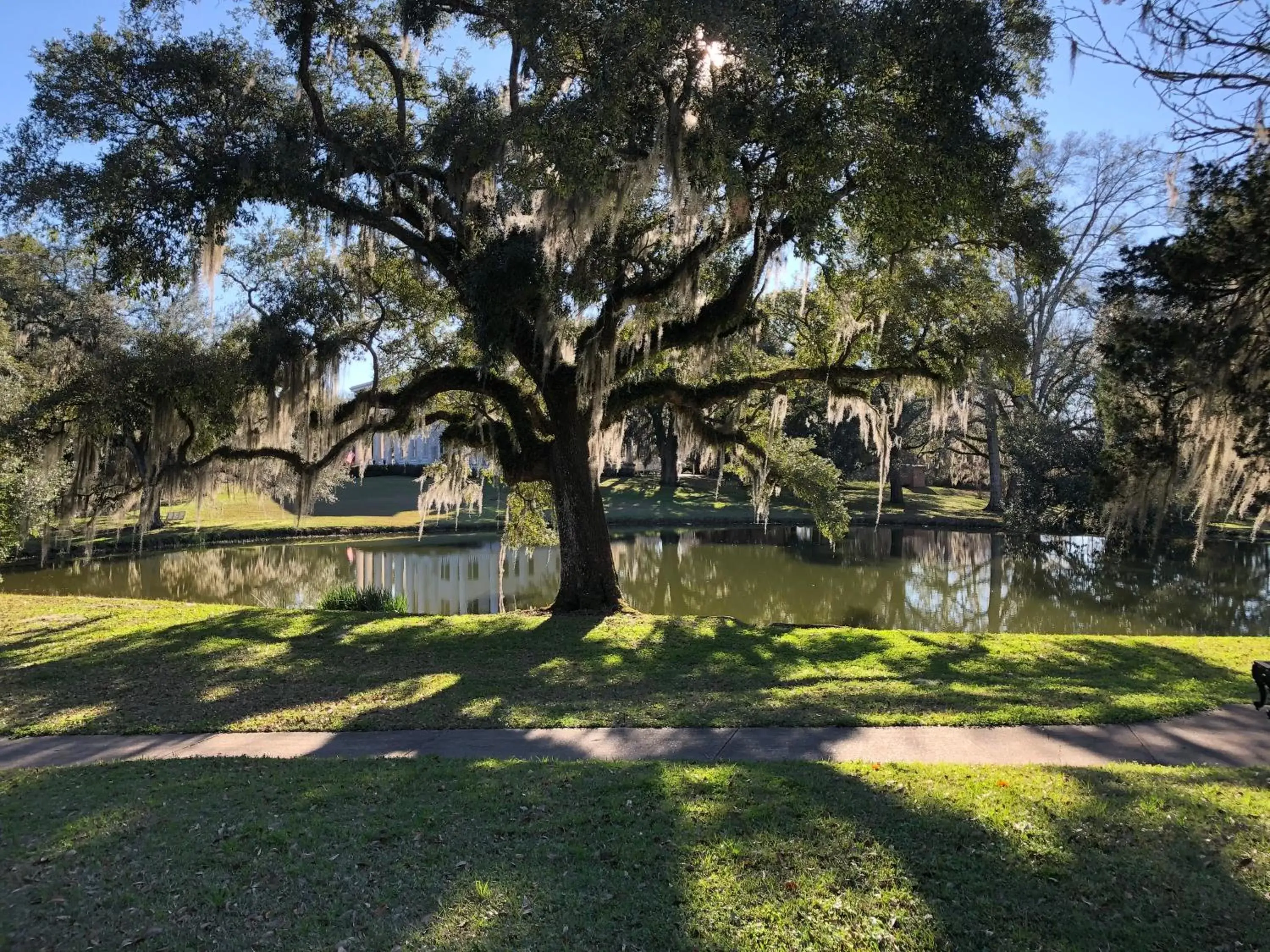 Garden in Greenwood Plantation B&B Inn