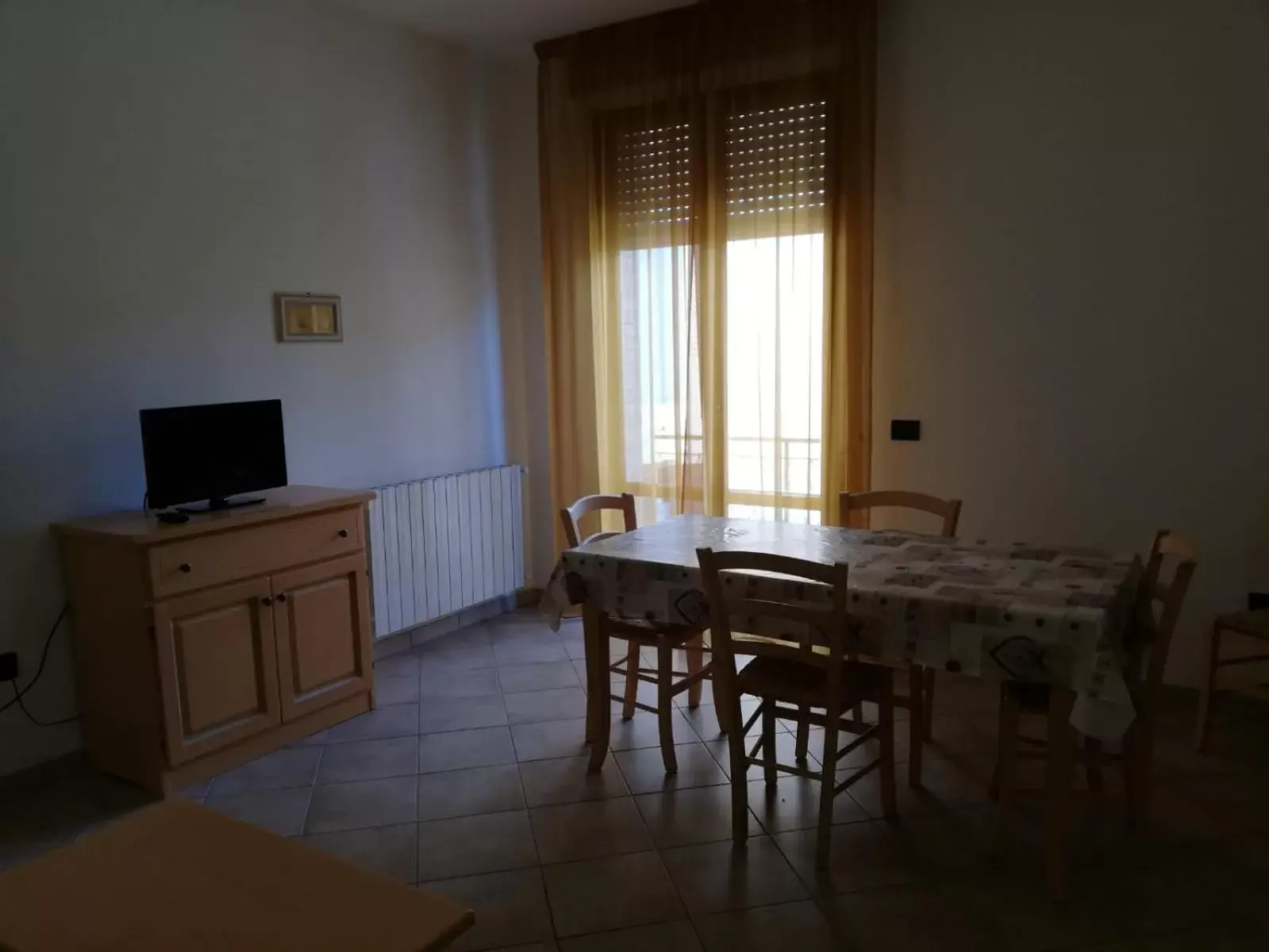 TV and multimedia, Dining Area in Le Coltie - affittacamere e appartamenti