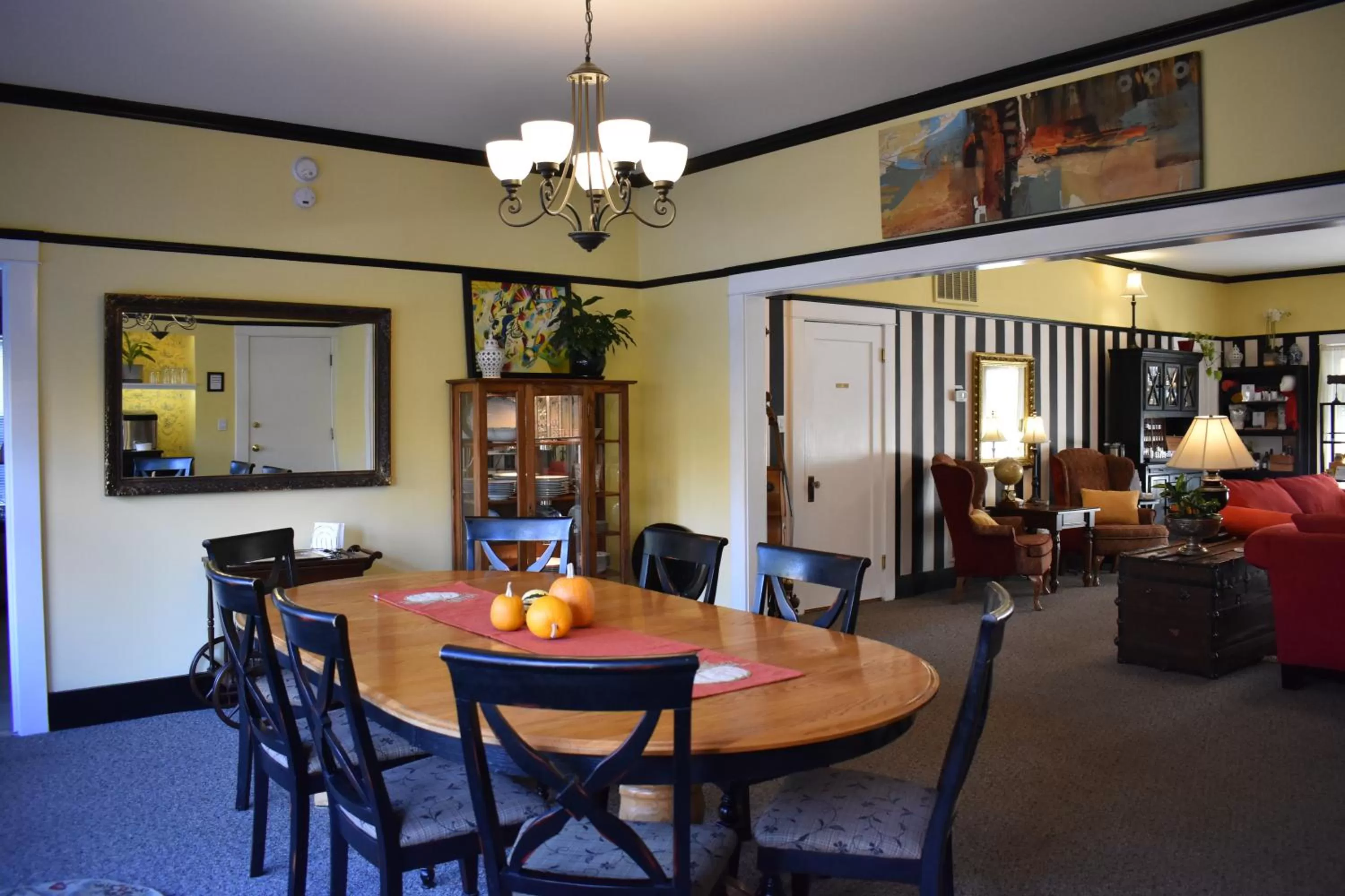 Restaurant/places to eat in Bayberry Inn B&B and Oregon Wellness Retreat