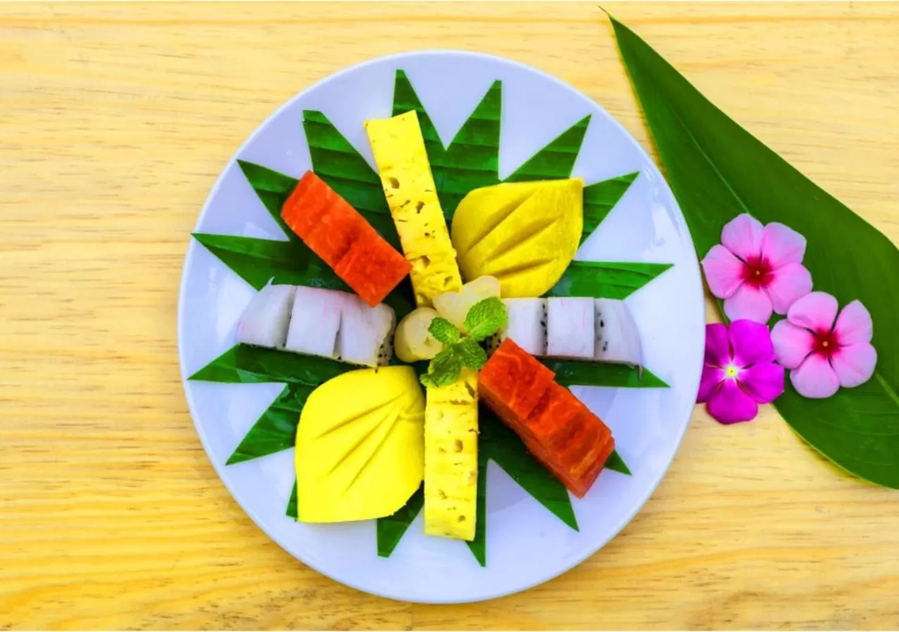 Restaurant/places to eat, Food in Ladear Privilege Rooms