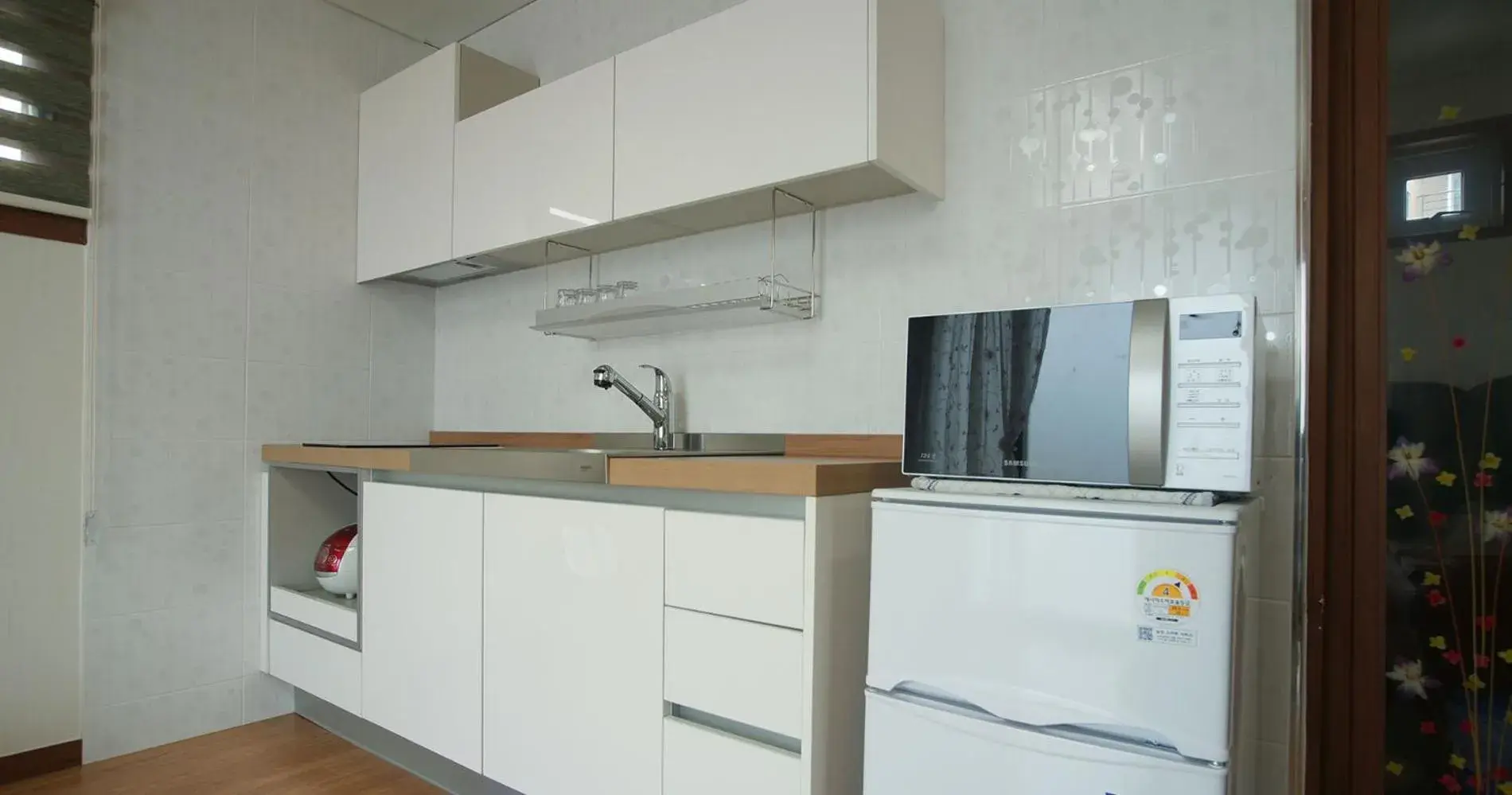 Decorative detail, Kitchen/Kitchenette in Oasis Pension