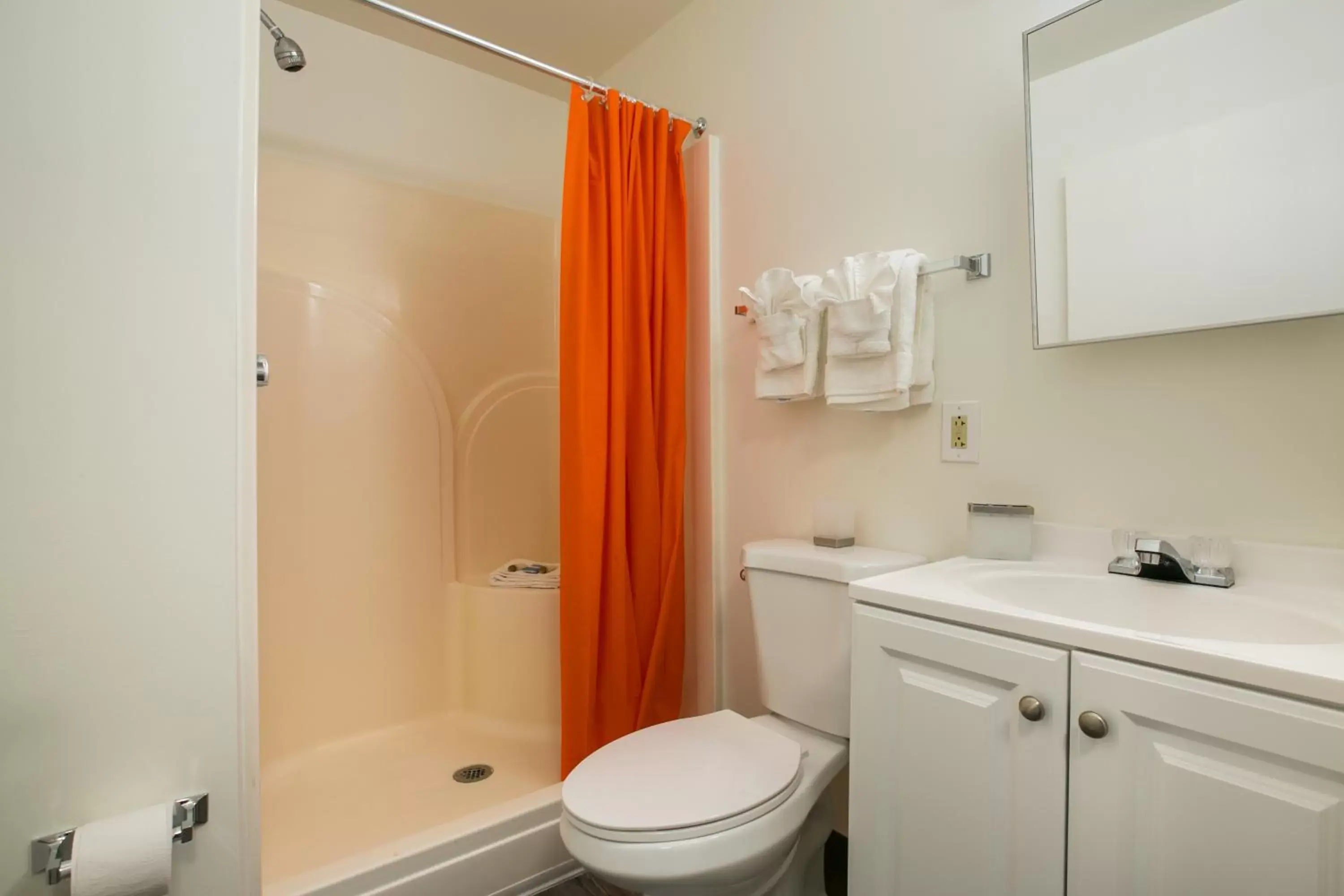 Bathroom in Siegel Select Albuquerque 2