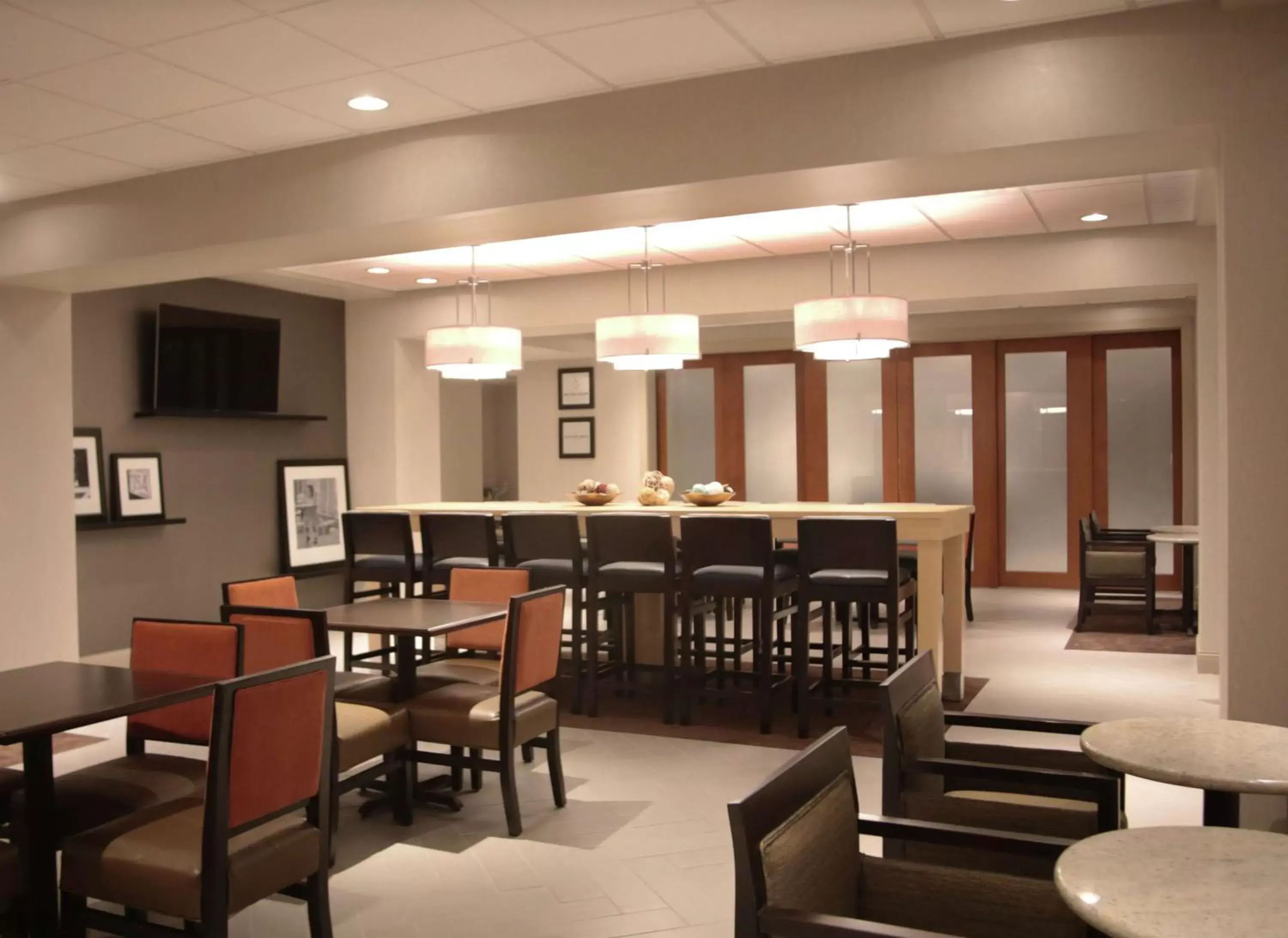 Restaurant/Places to Eat in Hampton Inn Lexington Medical Center, KY
