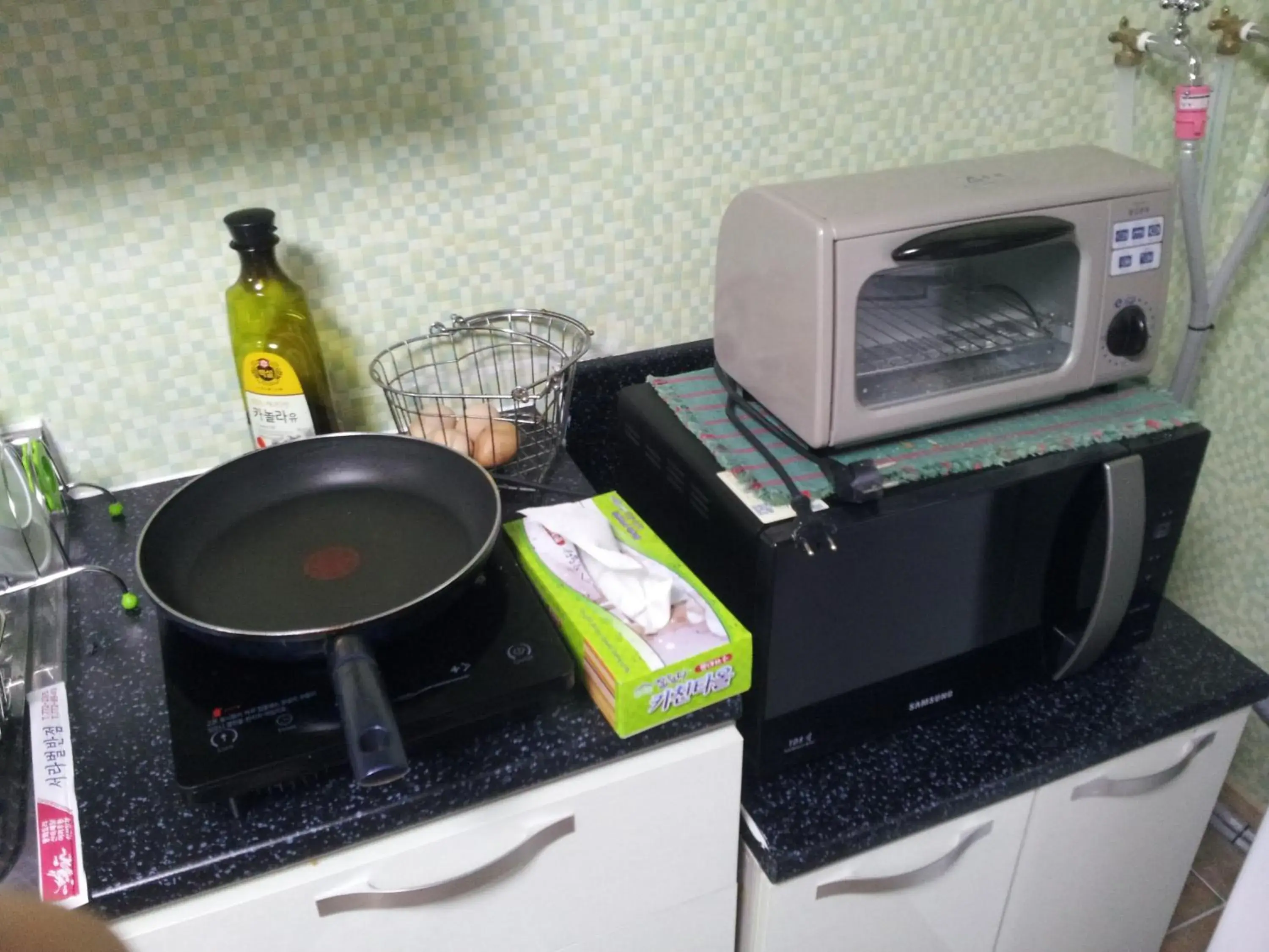 Kitchen or kitchenette, Kitchen/Kitchenette in Gyeongju Namu Guesthouse