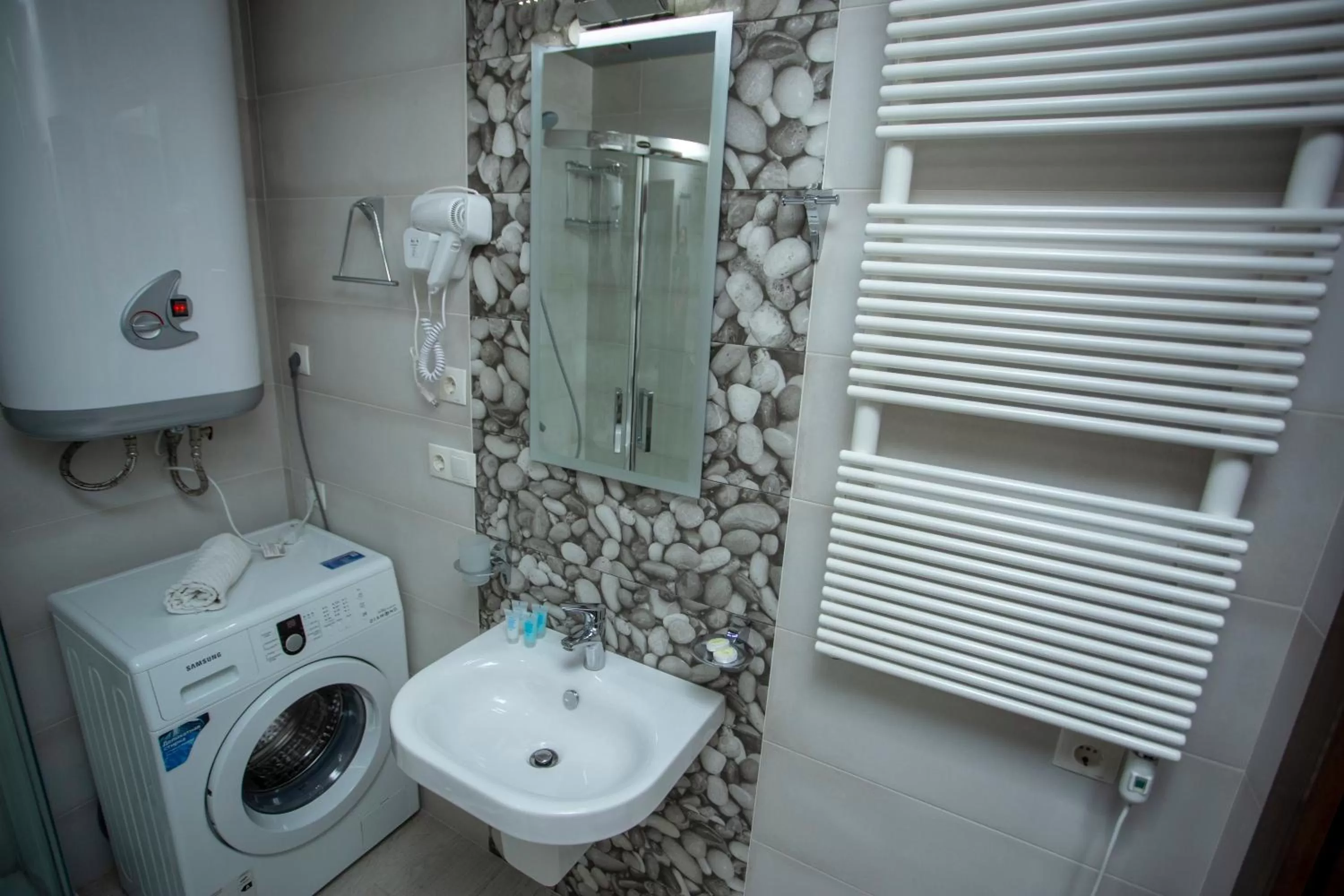 Shower in Blue Star Batumi