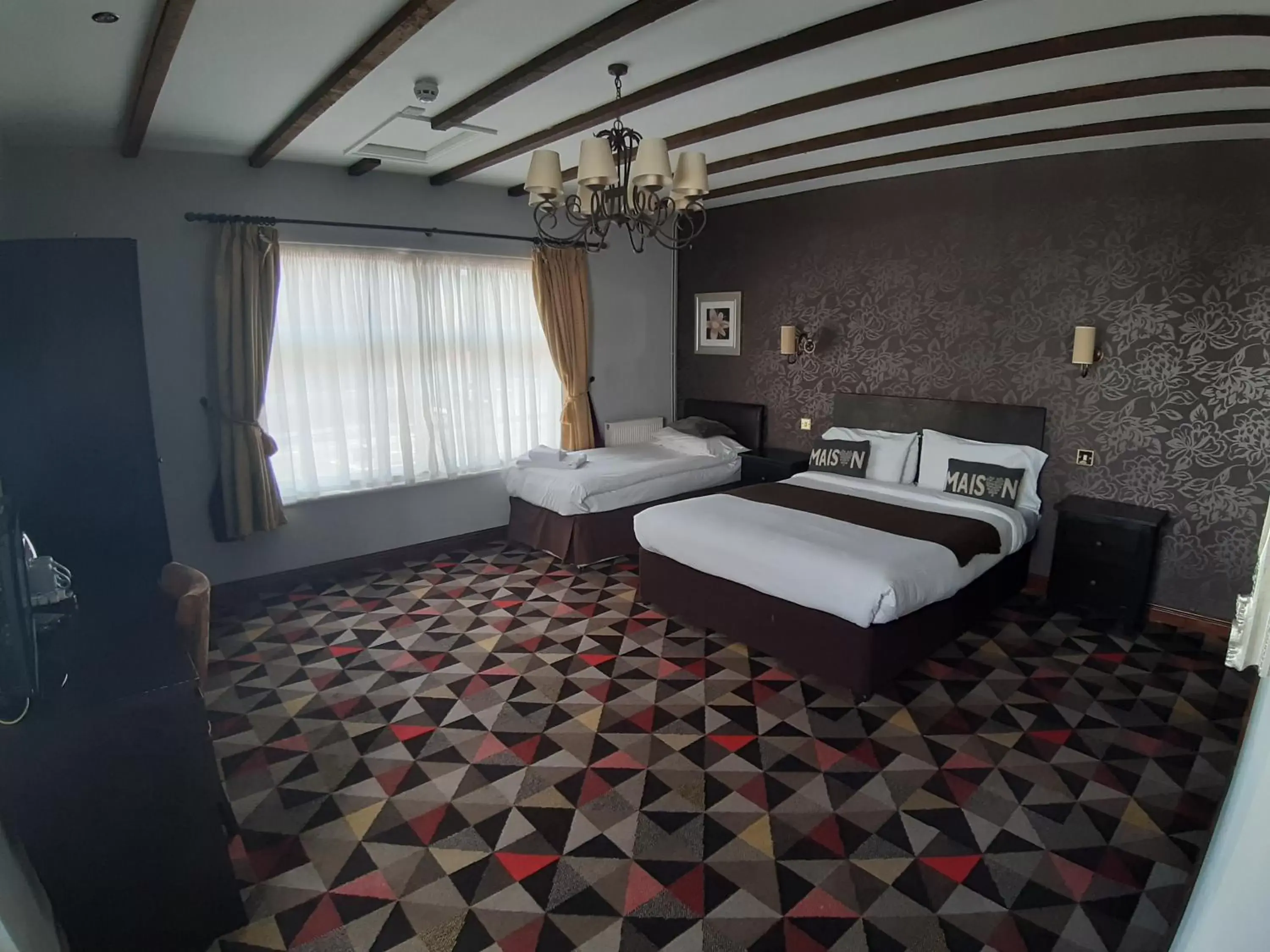 Bedroom, Bed in Bull Inn
