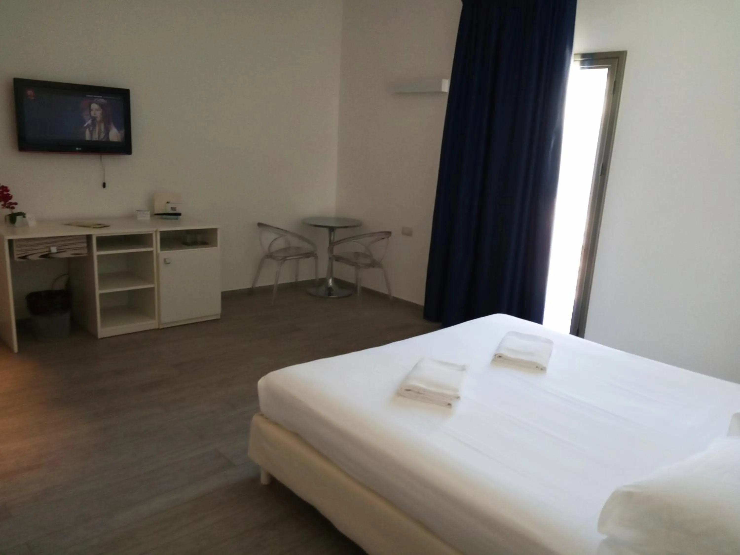 Photo of the whole room, Bed in Hotel Miramare