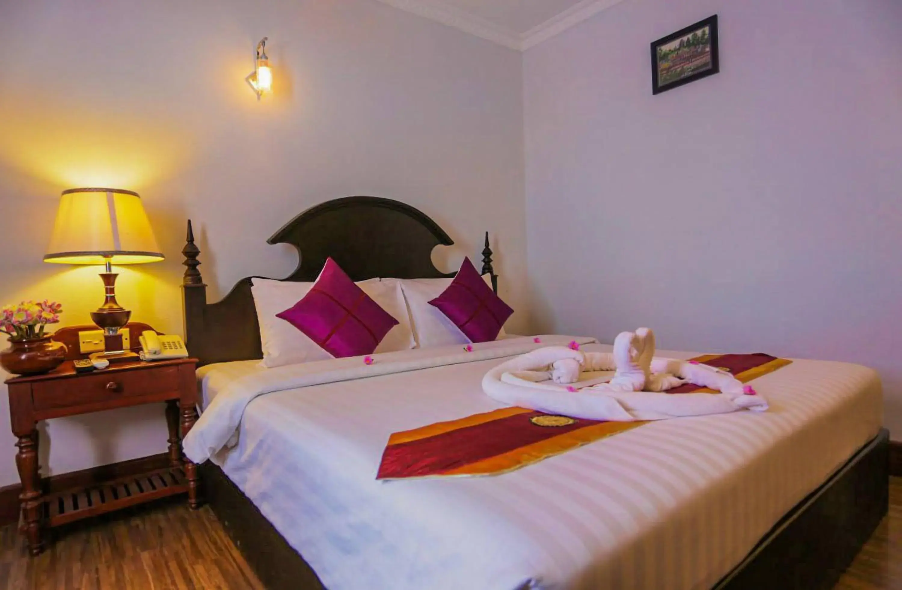 Bed in Lucky Angkor Hotel & Spa