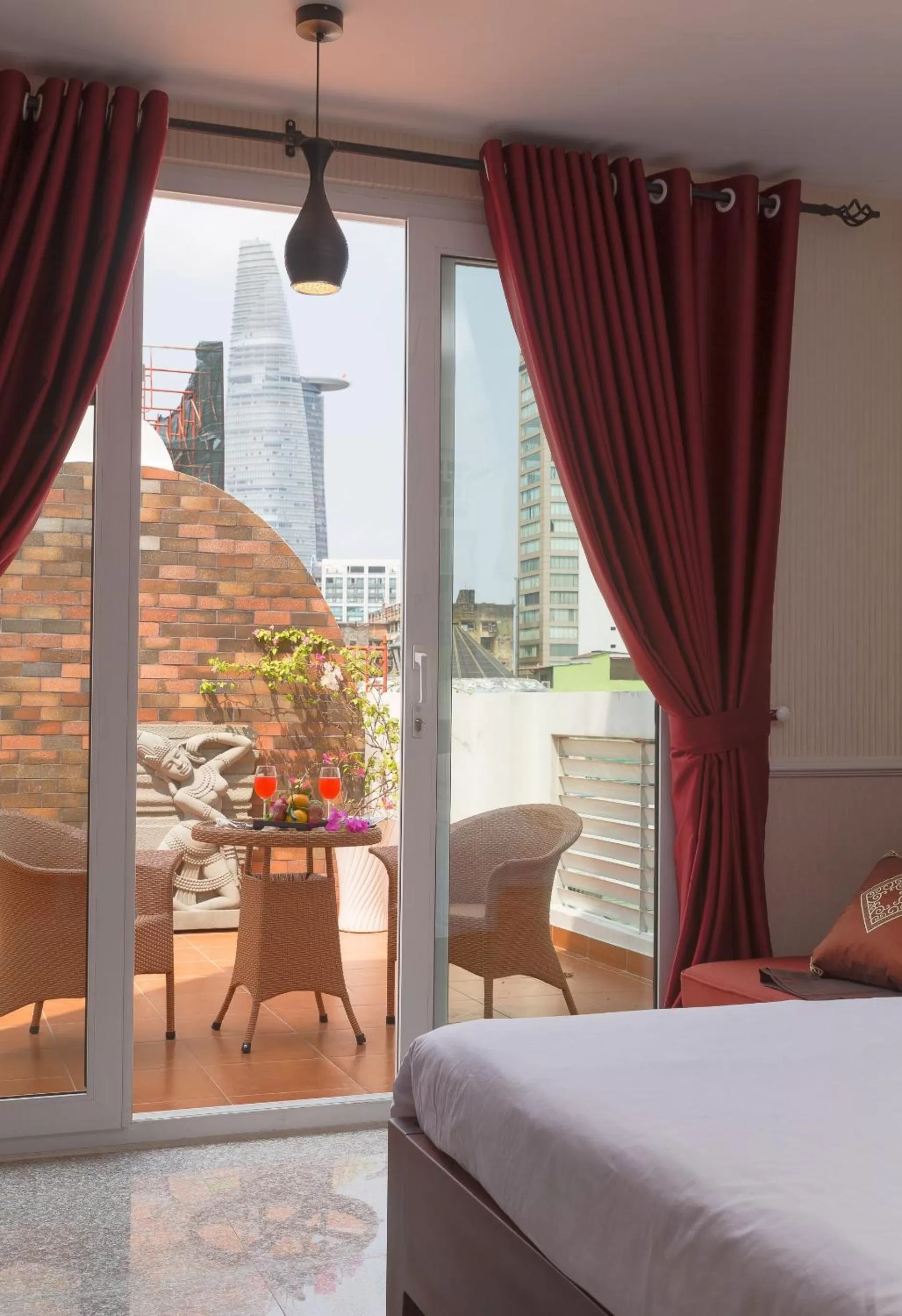City view, Bed in Ben Thanh Boutique Hotel