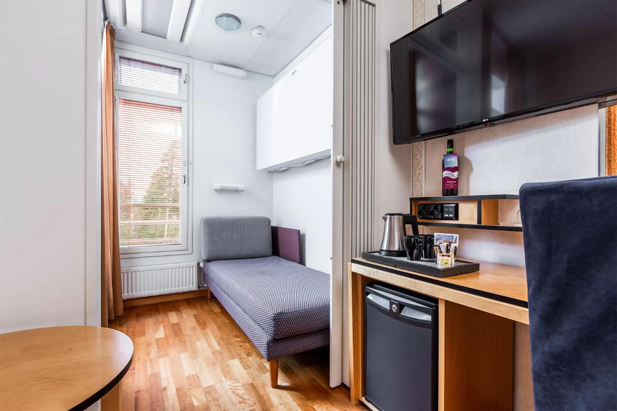 Communal lounge/ TV room in Finlandia Hotel Imatran Kylpylä Spa