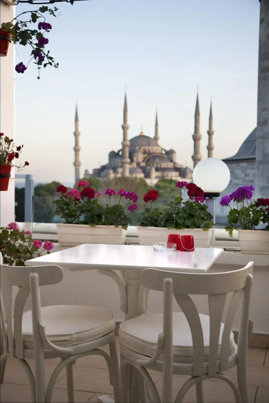 Restaurant/places to eat in Hotel Sultanahmet