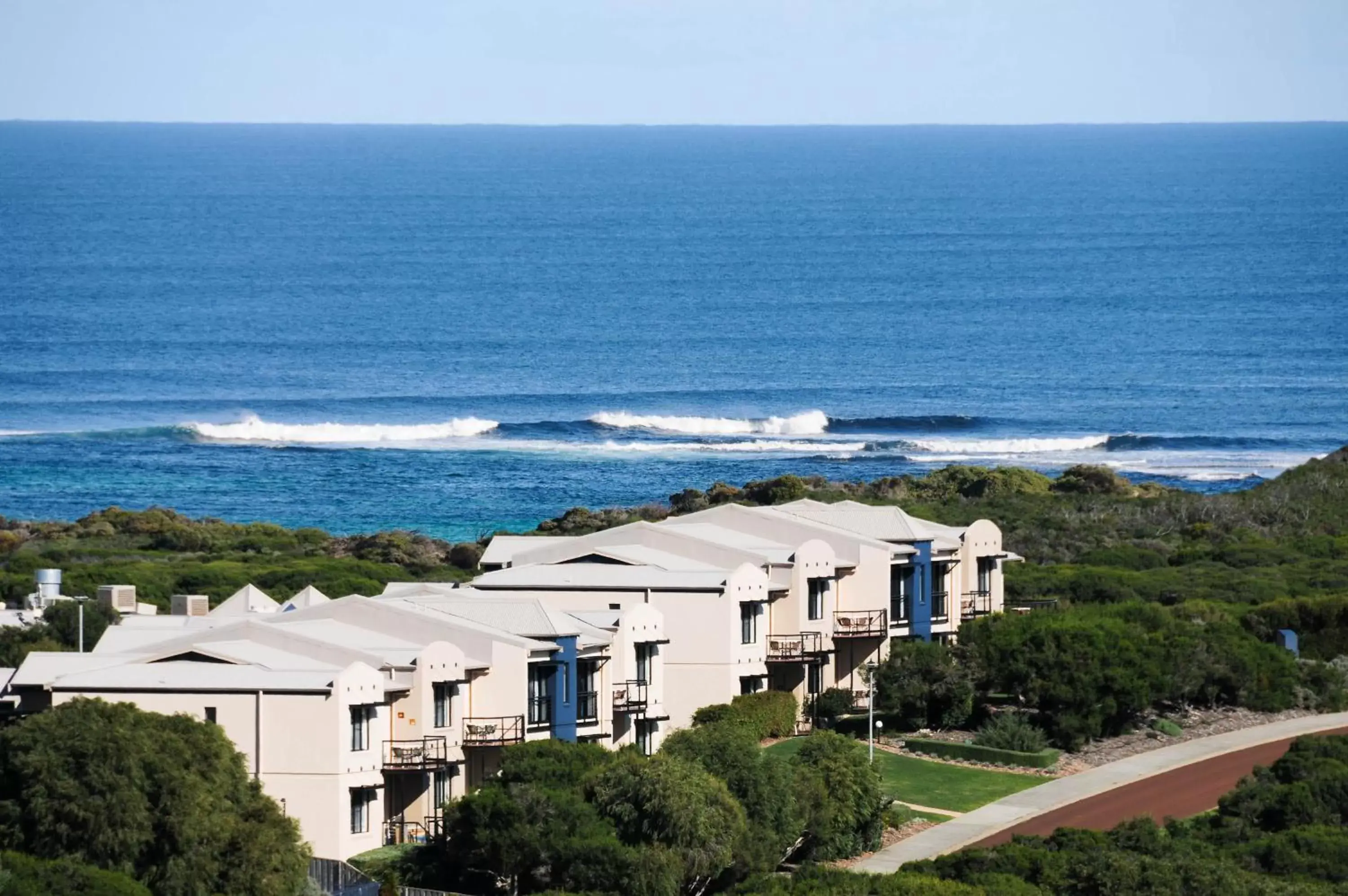 Facade/entrance, Bird's-eye View in Margarets Beach Resort