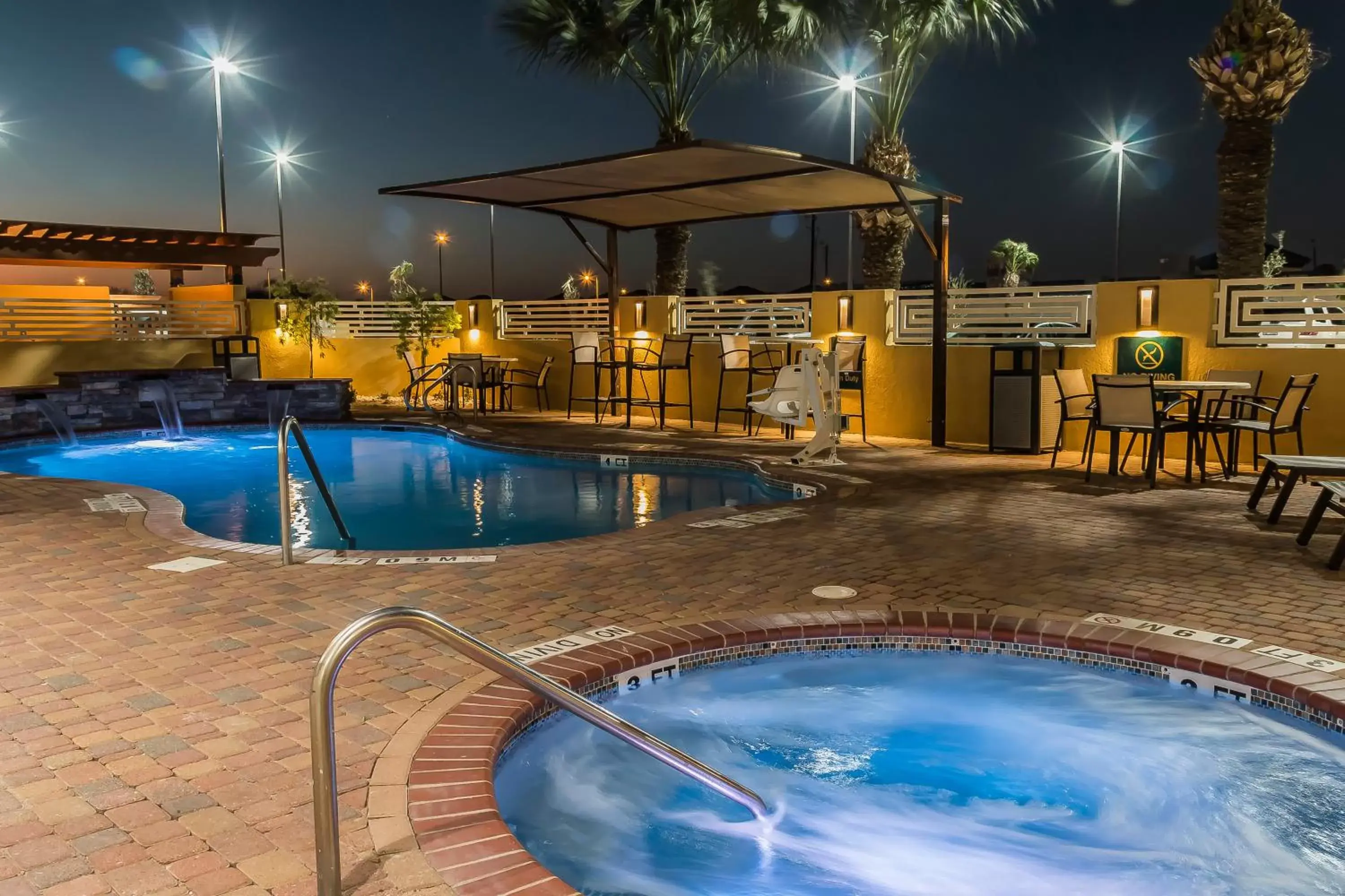 Night, Swimming Pool in MainStay Suites Edinburg