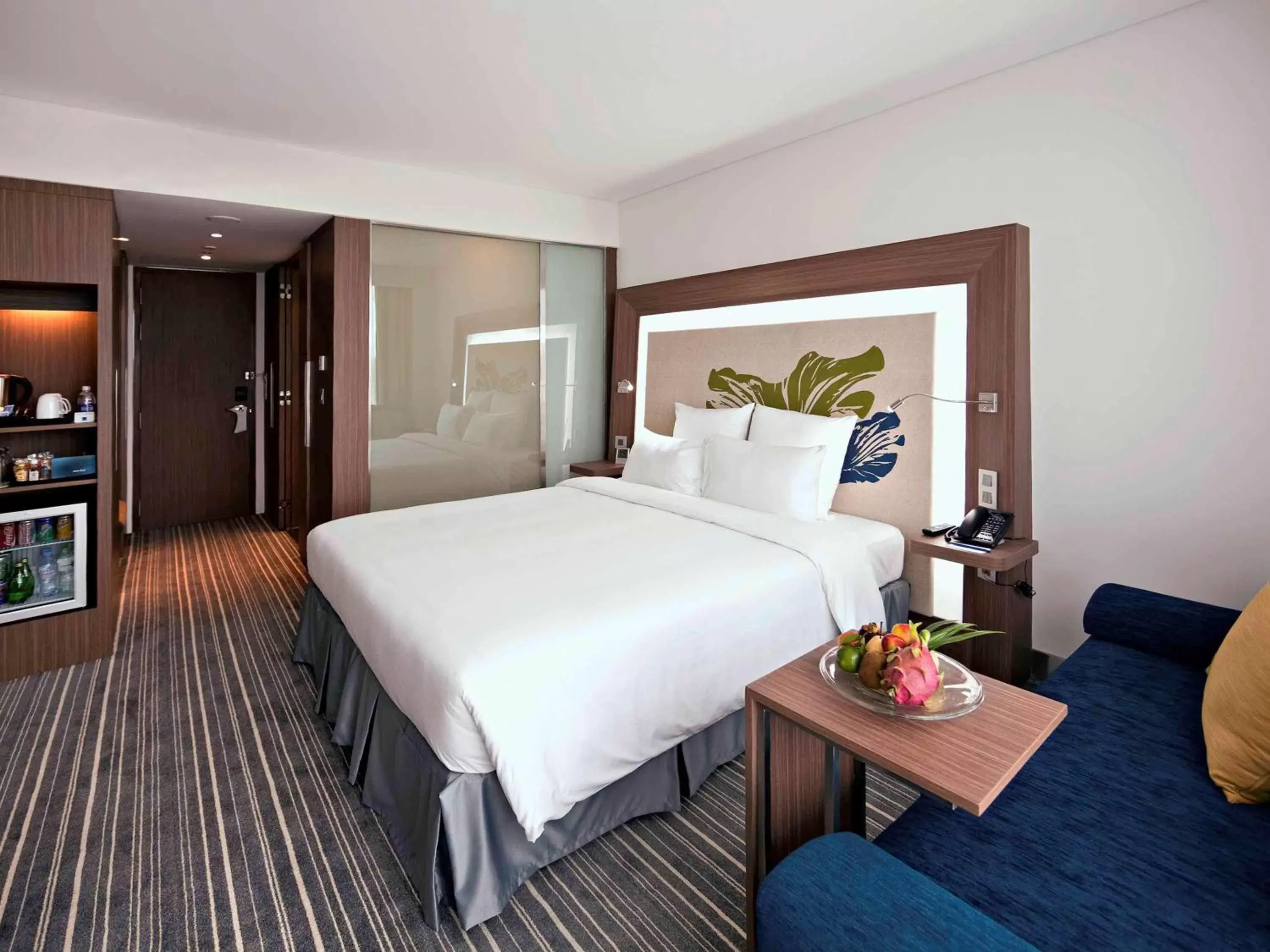 Photo of the whole room, Bed in Novotel Saigon Centre