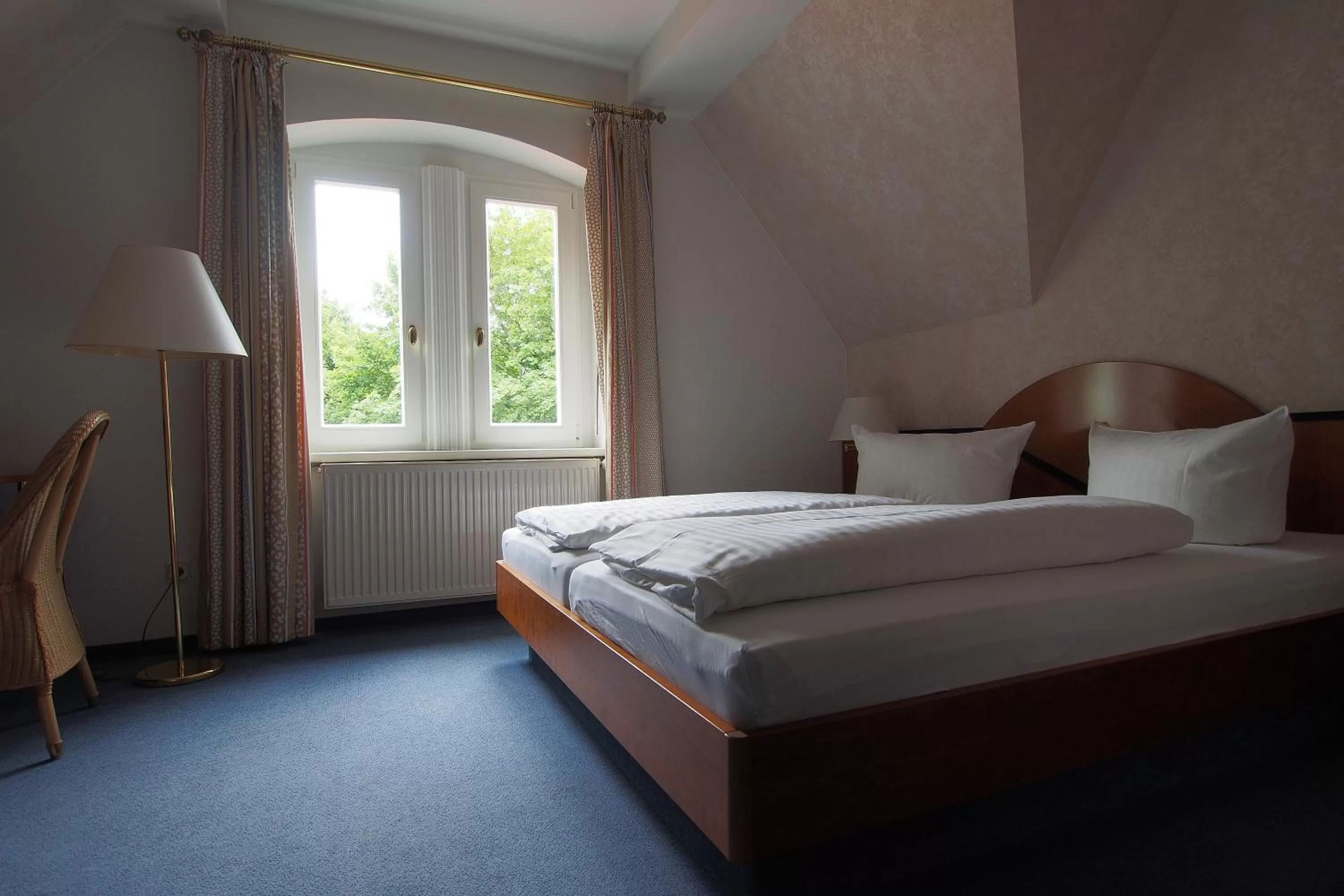 Day, Bed in Hotel Schlossvilla Derenburg