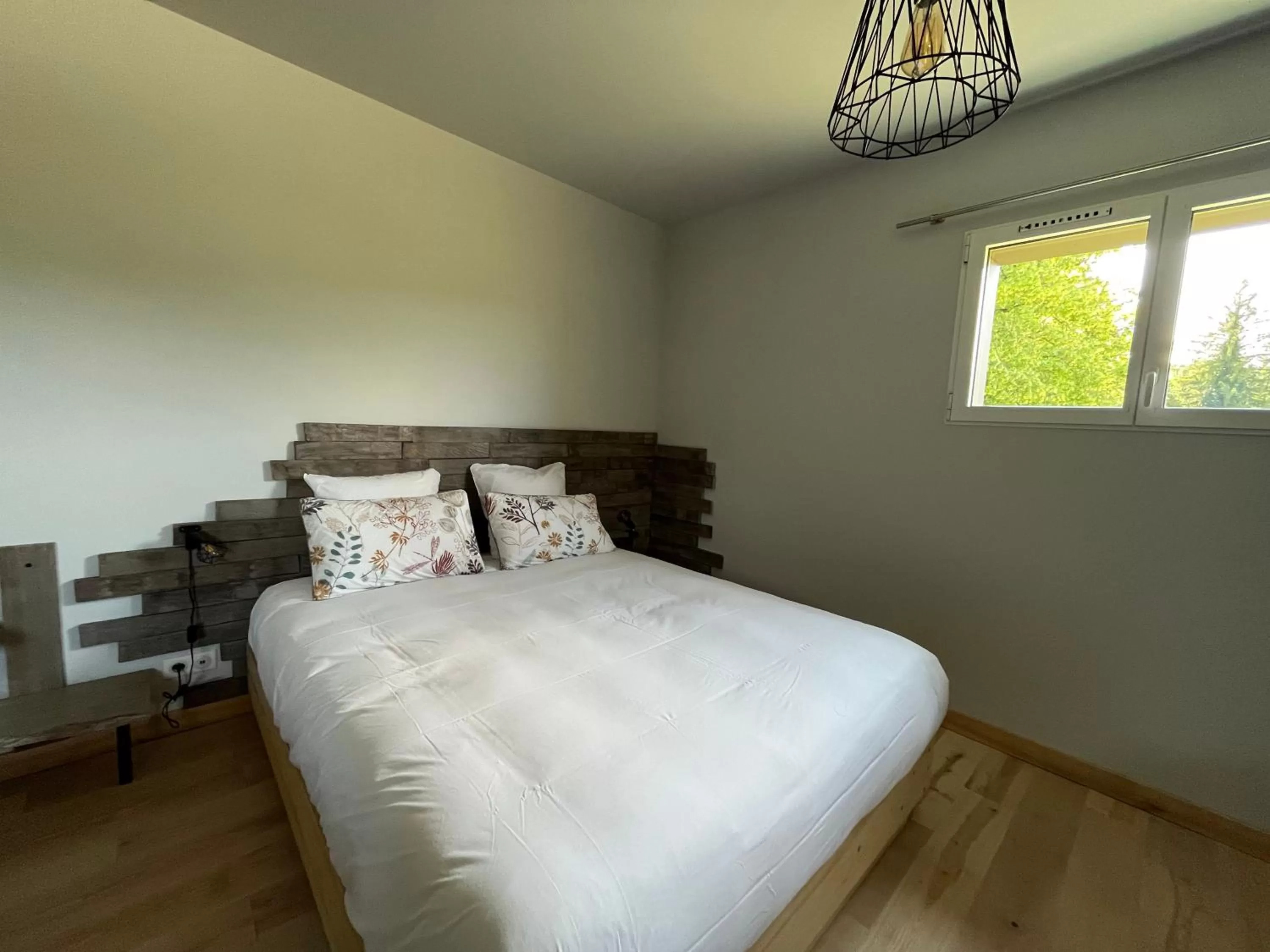 Bed in Hôtel En Tilleul