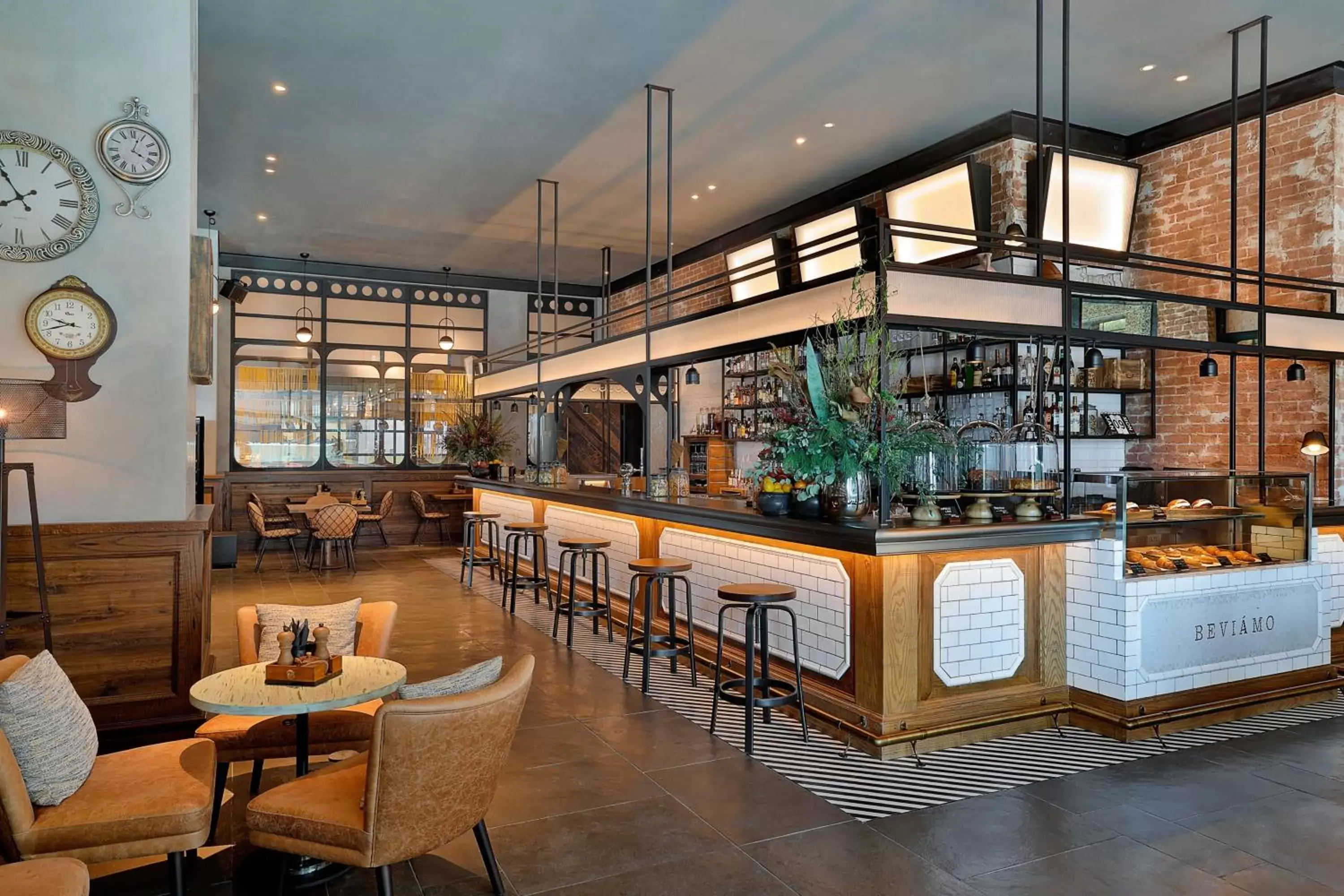 Beach, Lounge/Bar in Marriott Resort Palm Jumeirah, Dubai