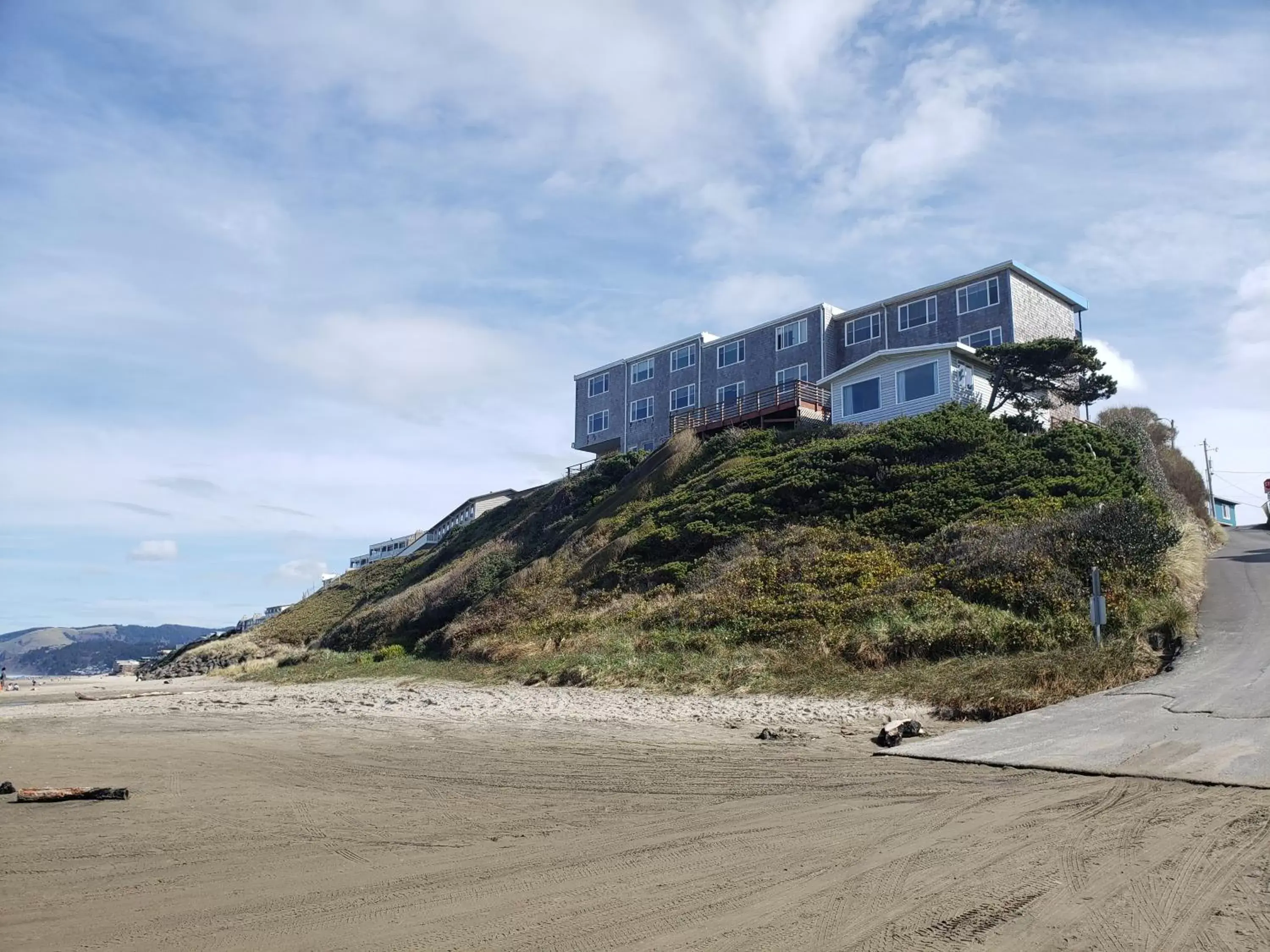 Property Building in Seagull Beachfront Inn