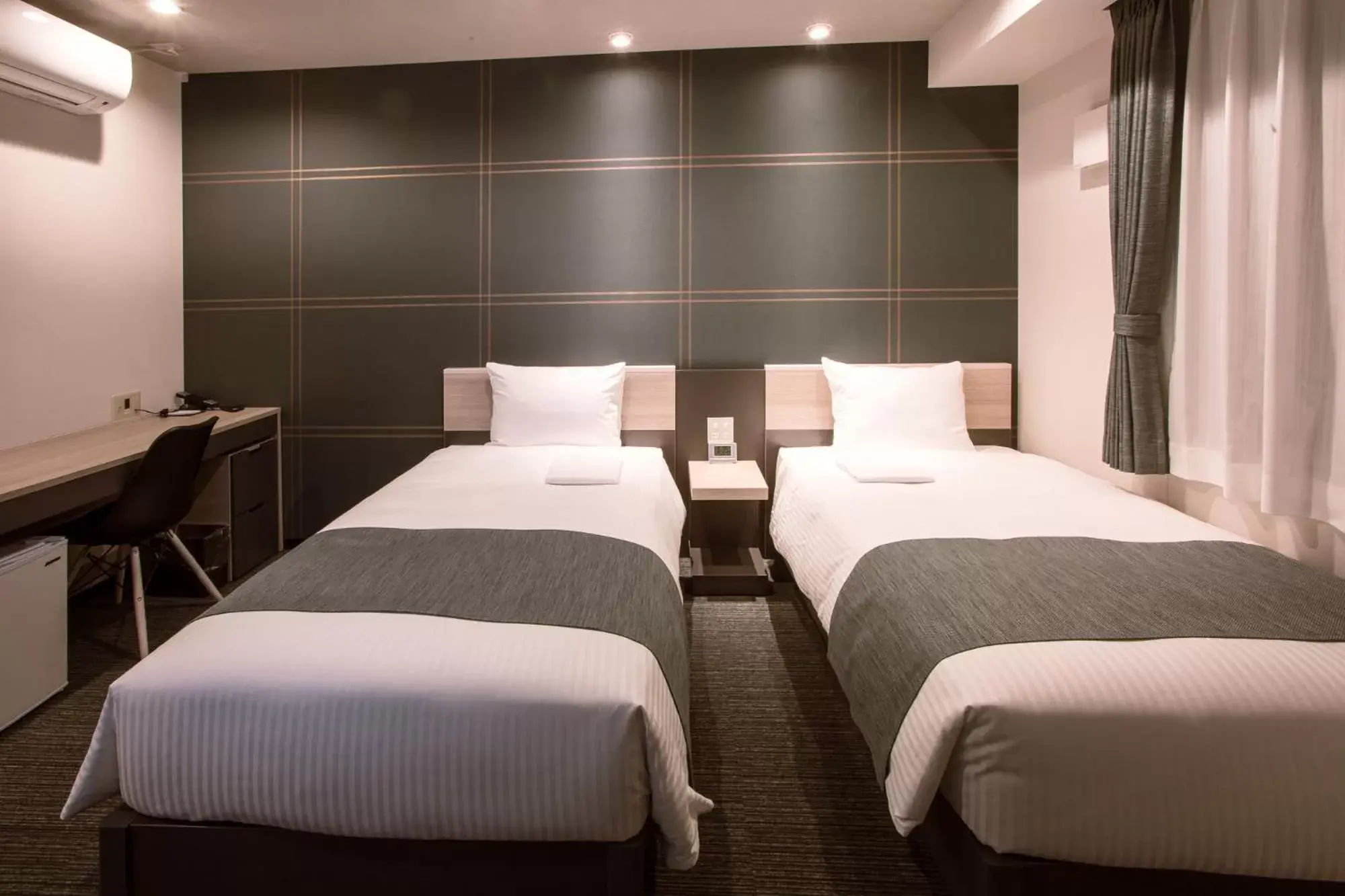 Bedroom, Bed in Kuretake-Inn Hamamatsueki Minamiguchi Premium