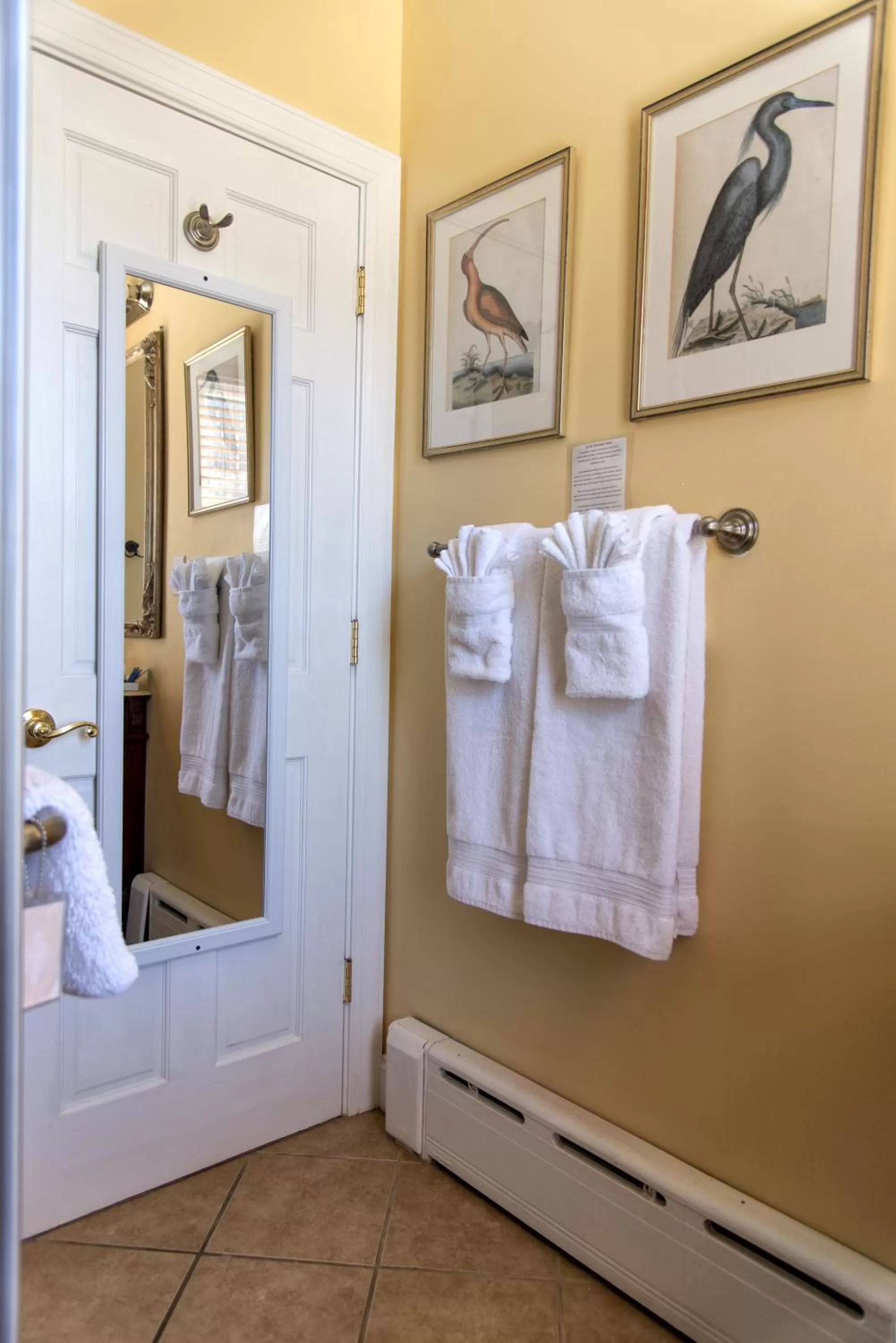 Bathroom in La Reserve Bed and Breakfast