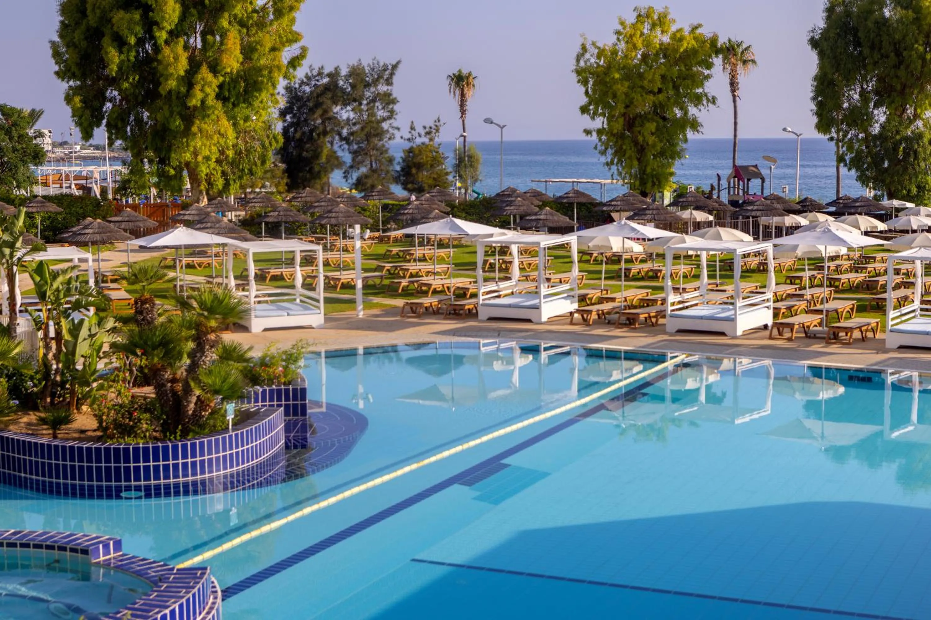 Swimming pool in Capo Bay Hotel