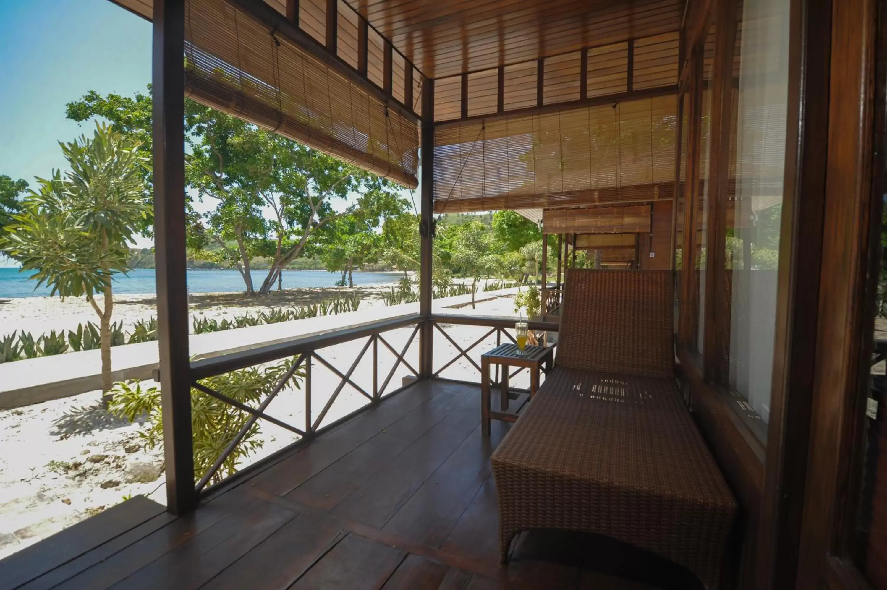 Balcony/Terrace in Sylvia Beach Villa