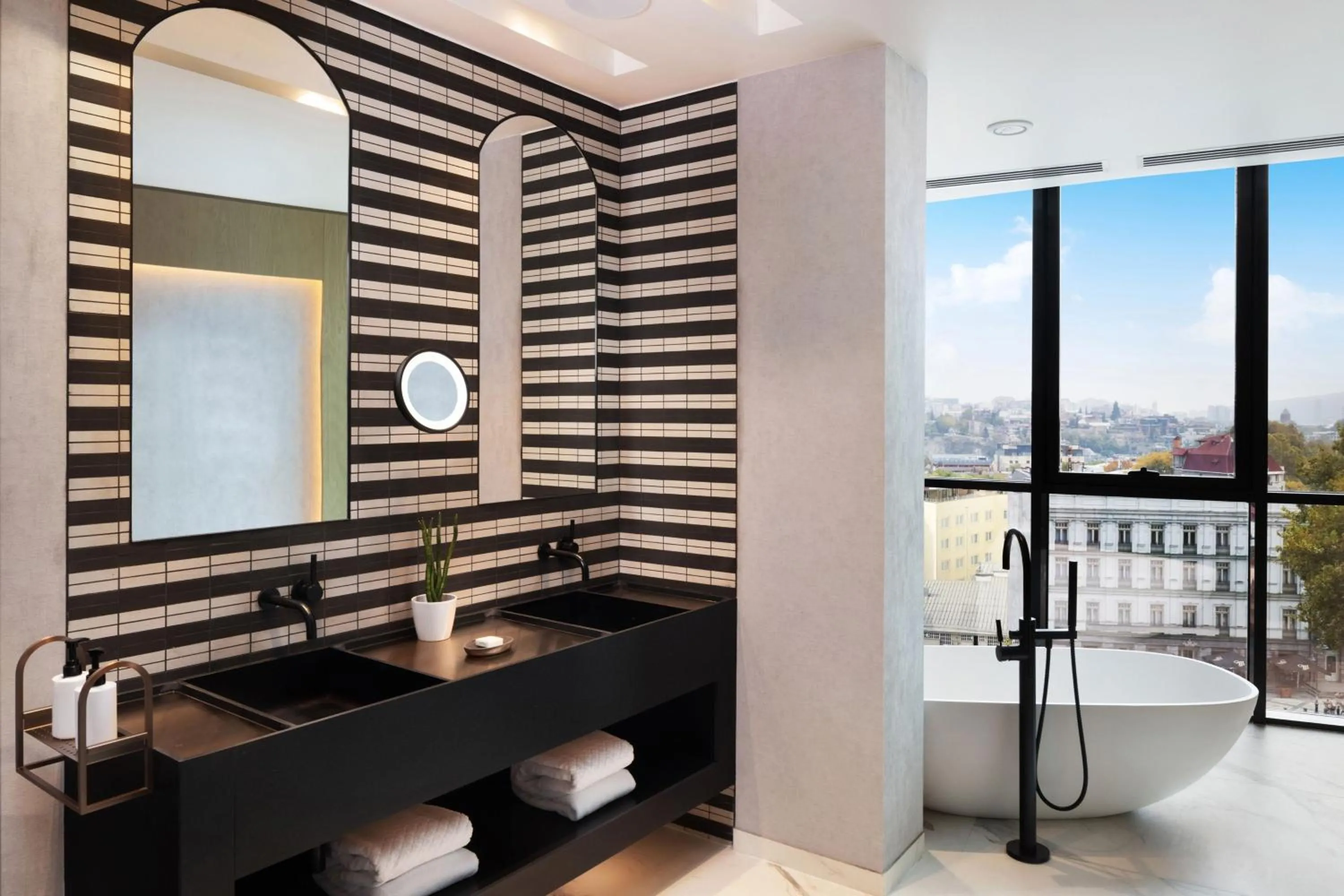 Photo of the whole room in Paragraph Freedom Square, a Luxury Collection Hotel, Tbilisi