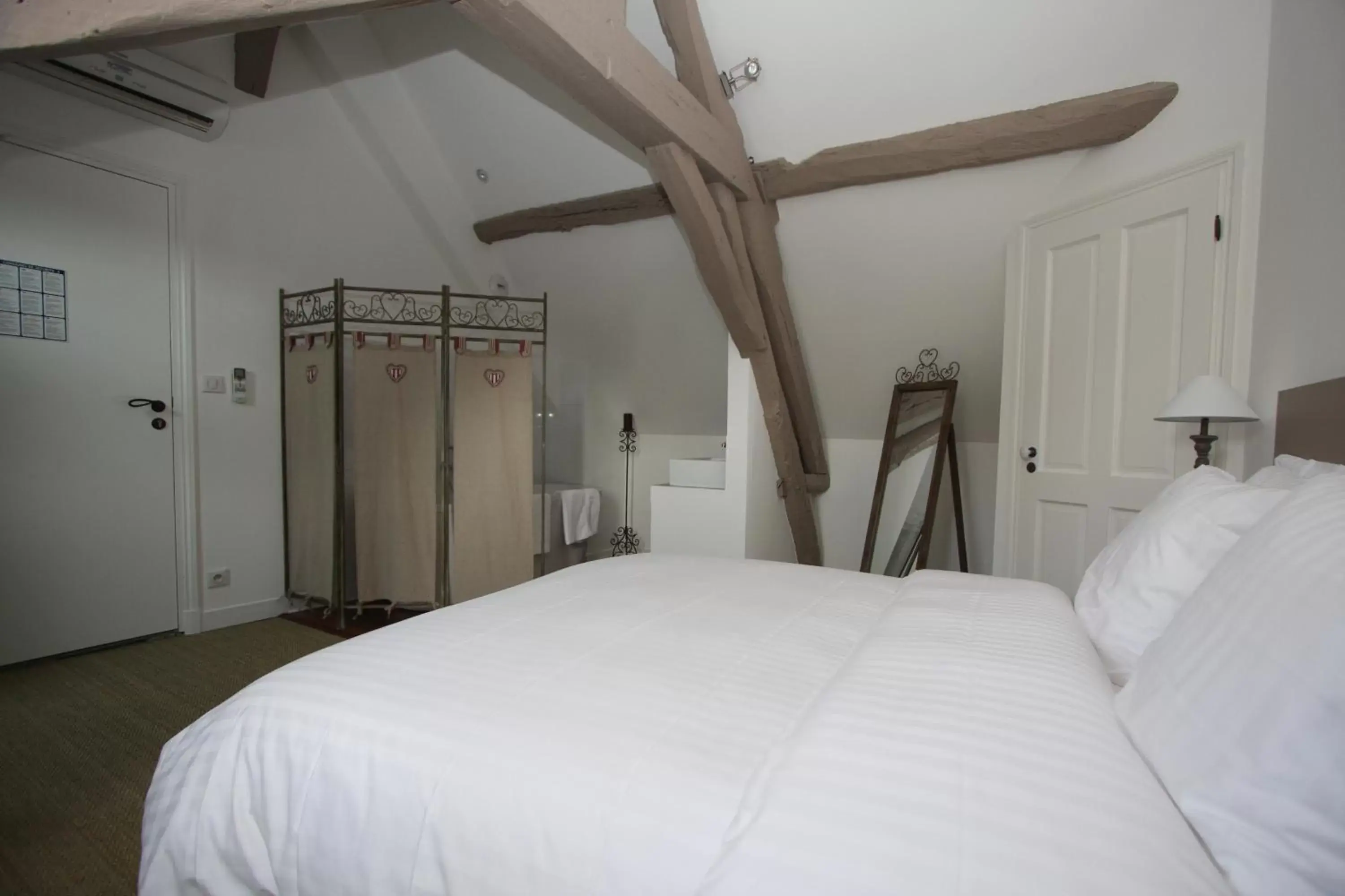 Bedroom, Bed in Hotel La Closeraie