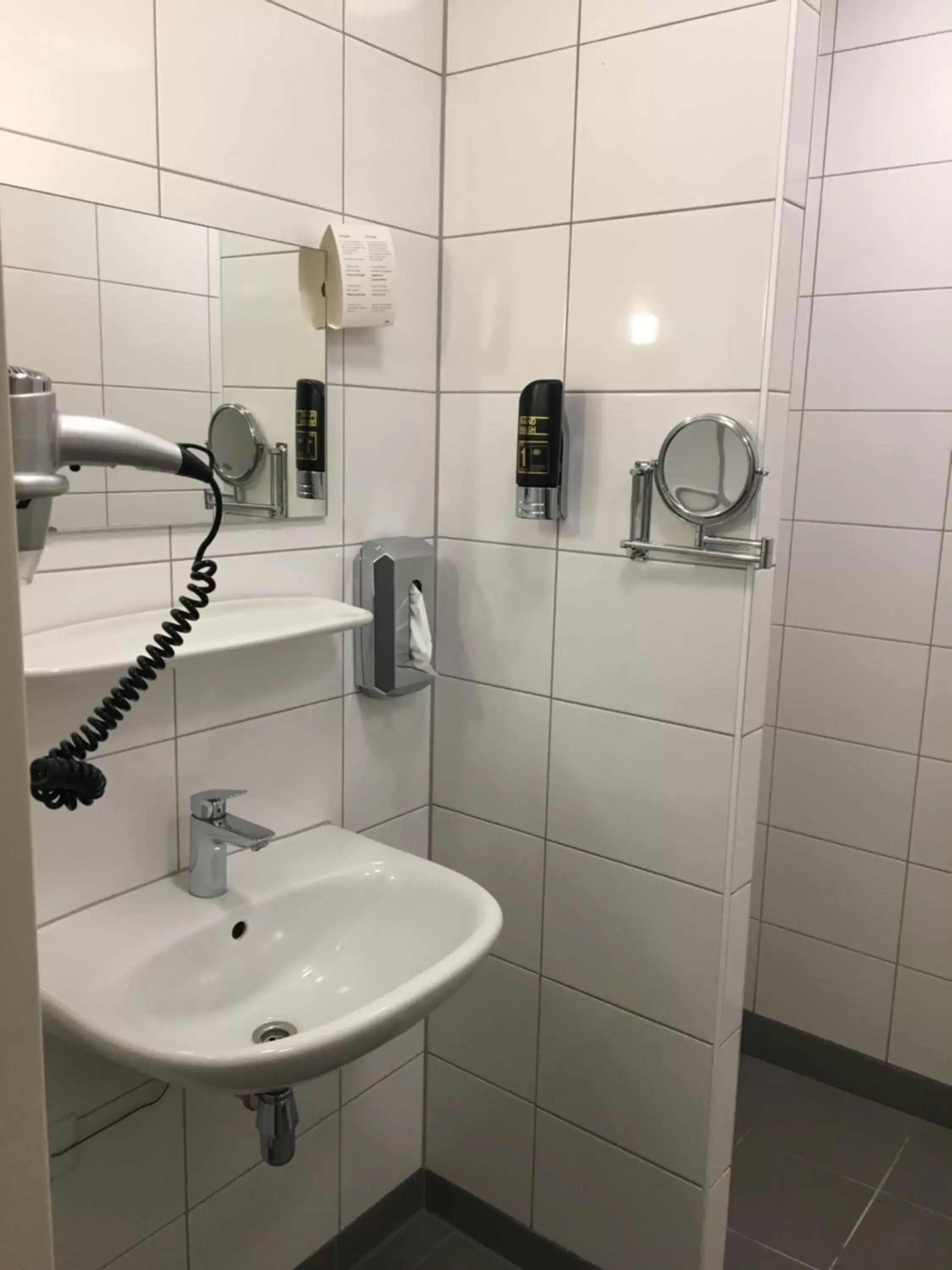 Bathroom in Het Hart van Weesp