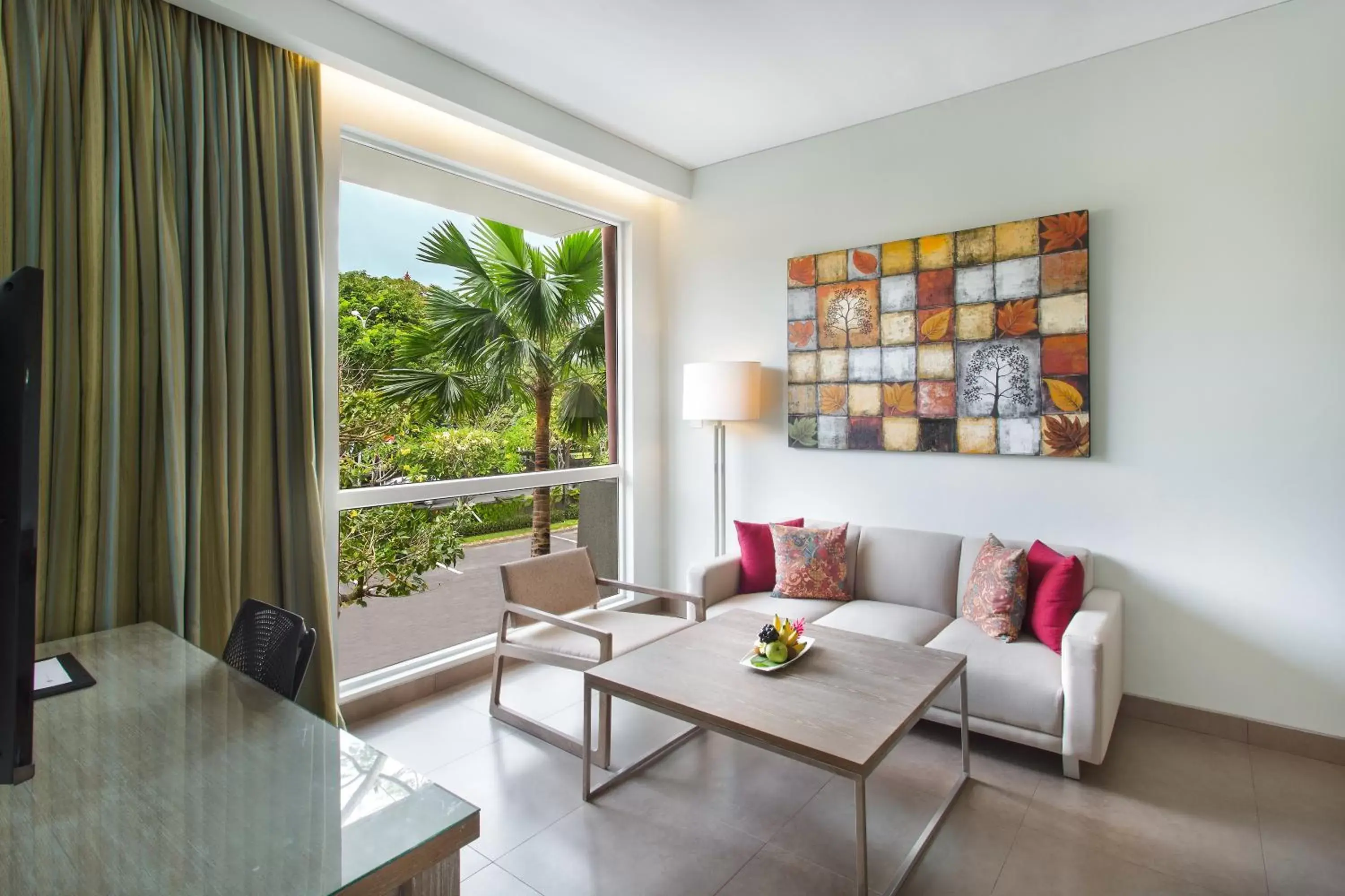 Living room, Seating Area in Hilton Garden Inn Bali Ngurah Rai Airport