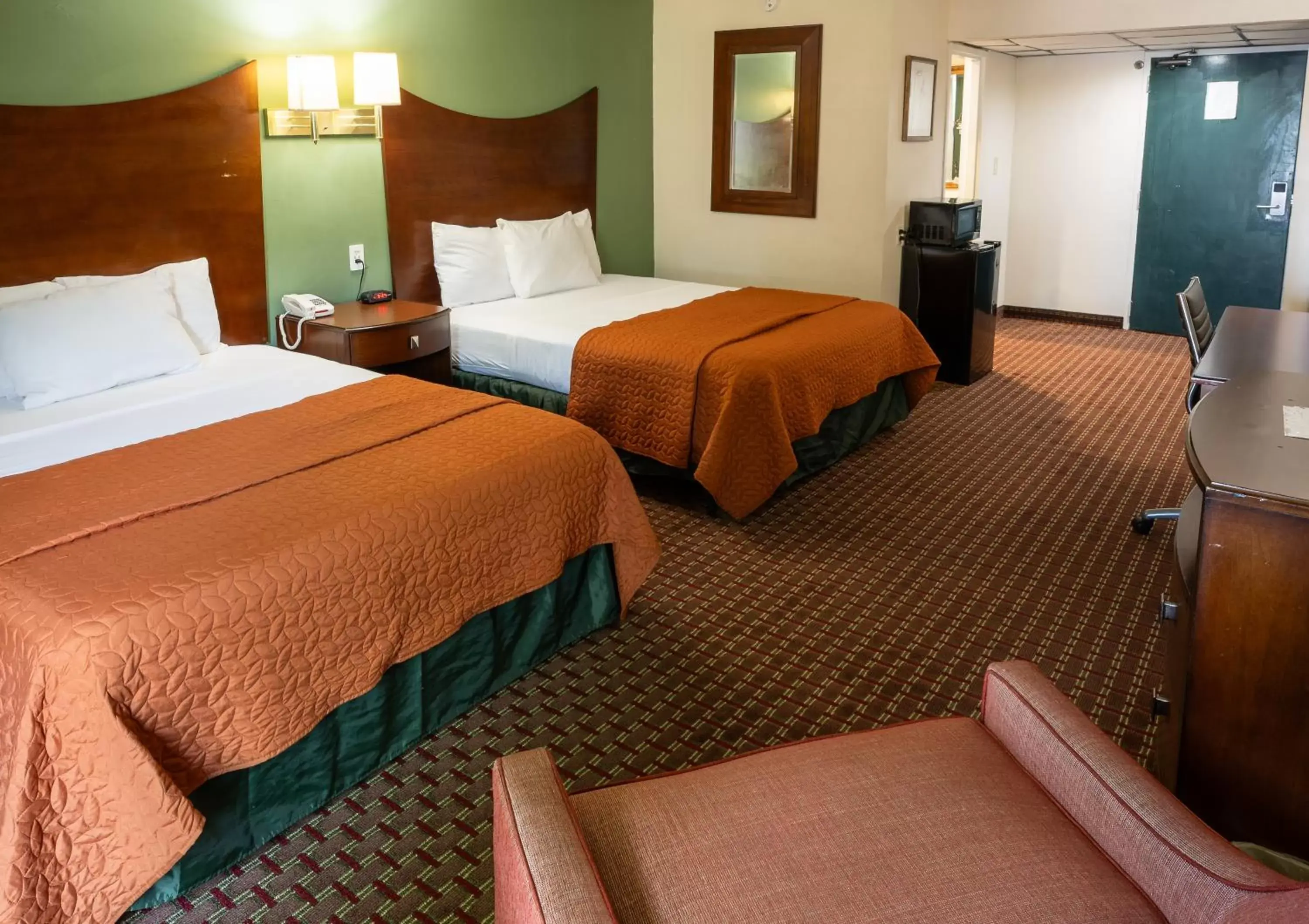 Bed in Select Inn Murfreesboro