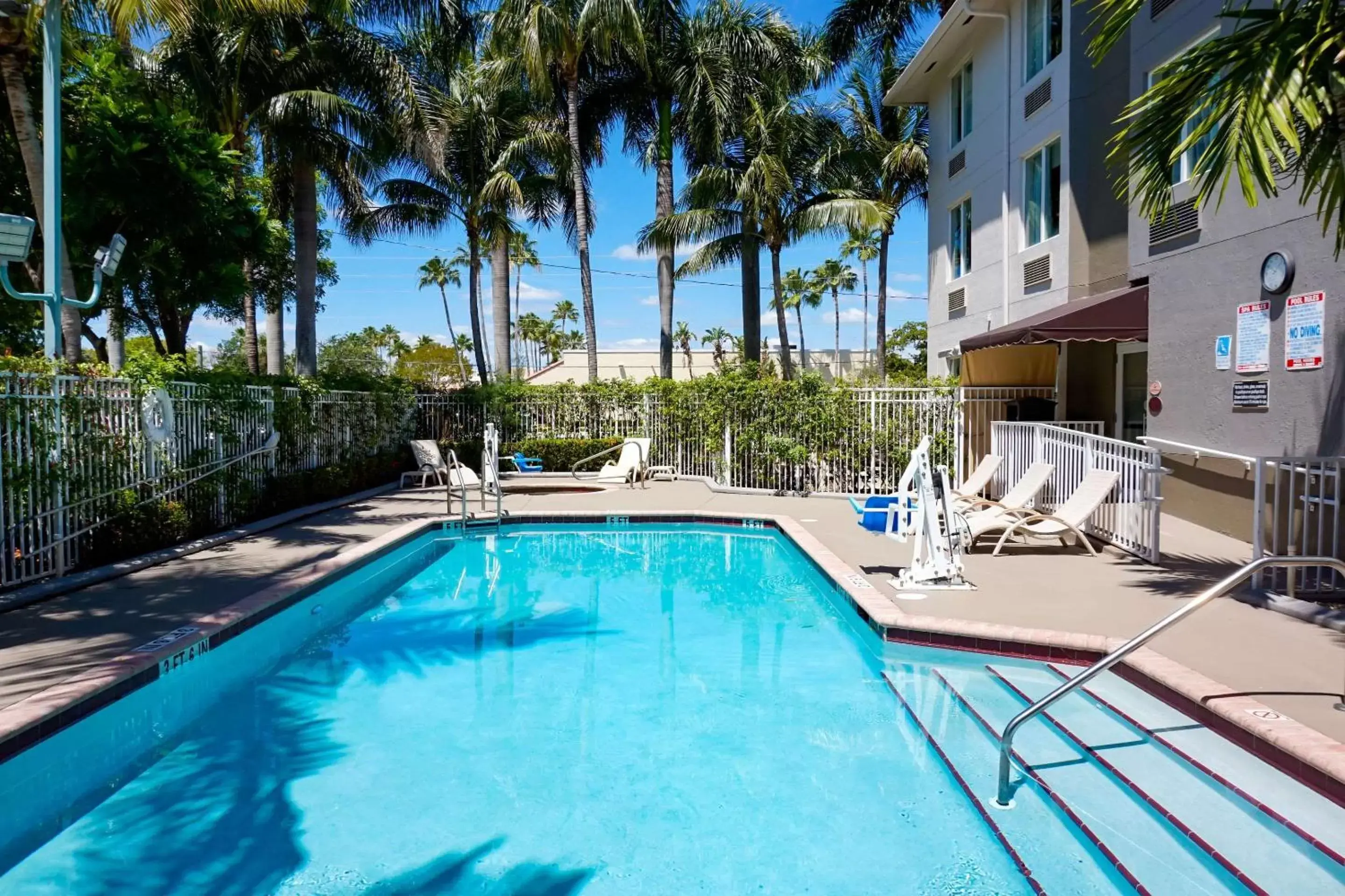 On site, Swimming Pool in Sleep Inn & Suites Dania Beach