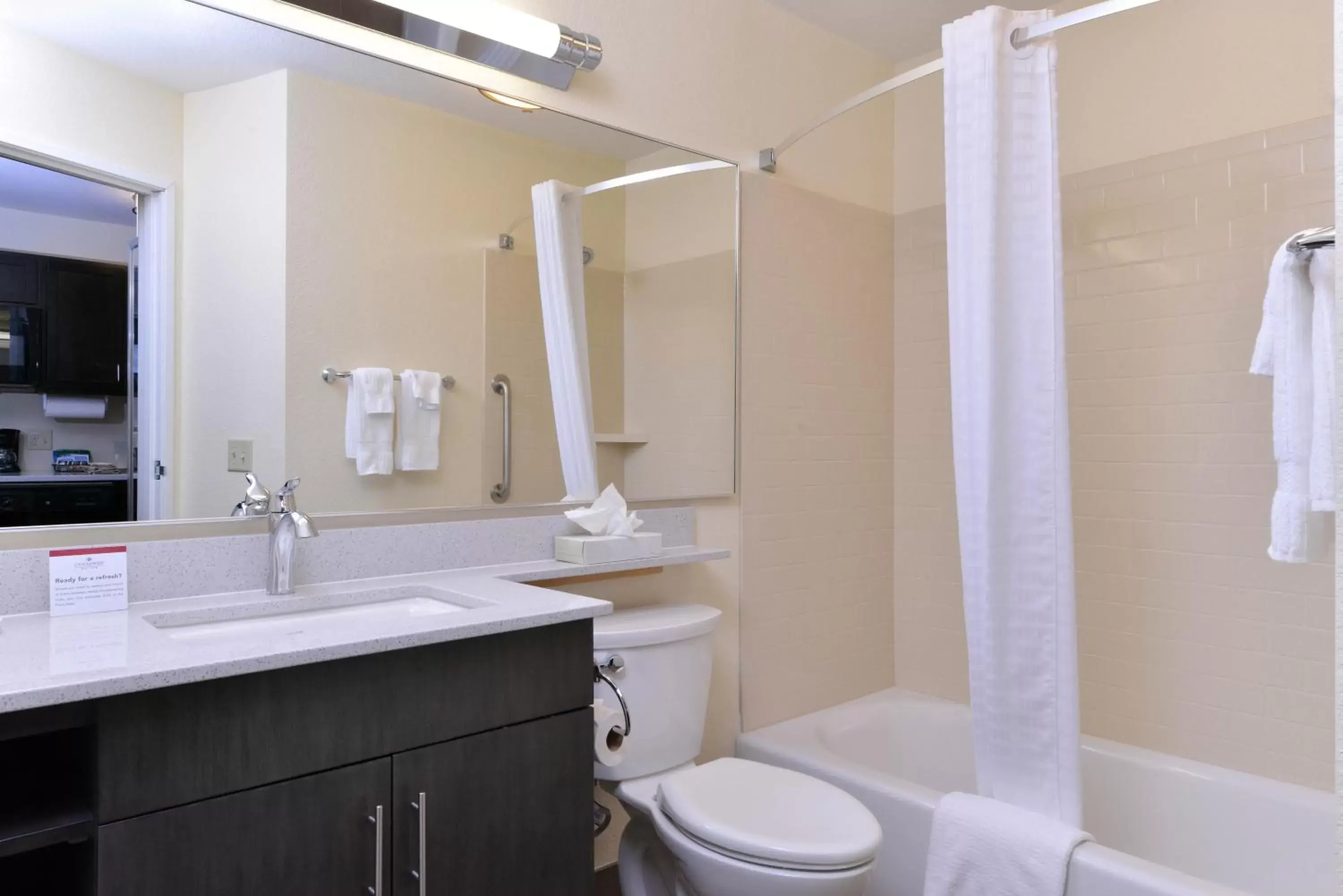 Photo of the whole room, Bathroom in Candlewood Suites Casper, an IHG Hotel