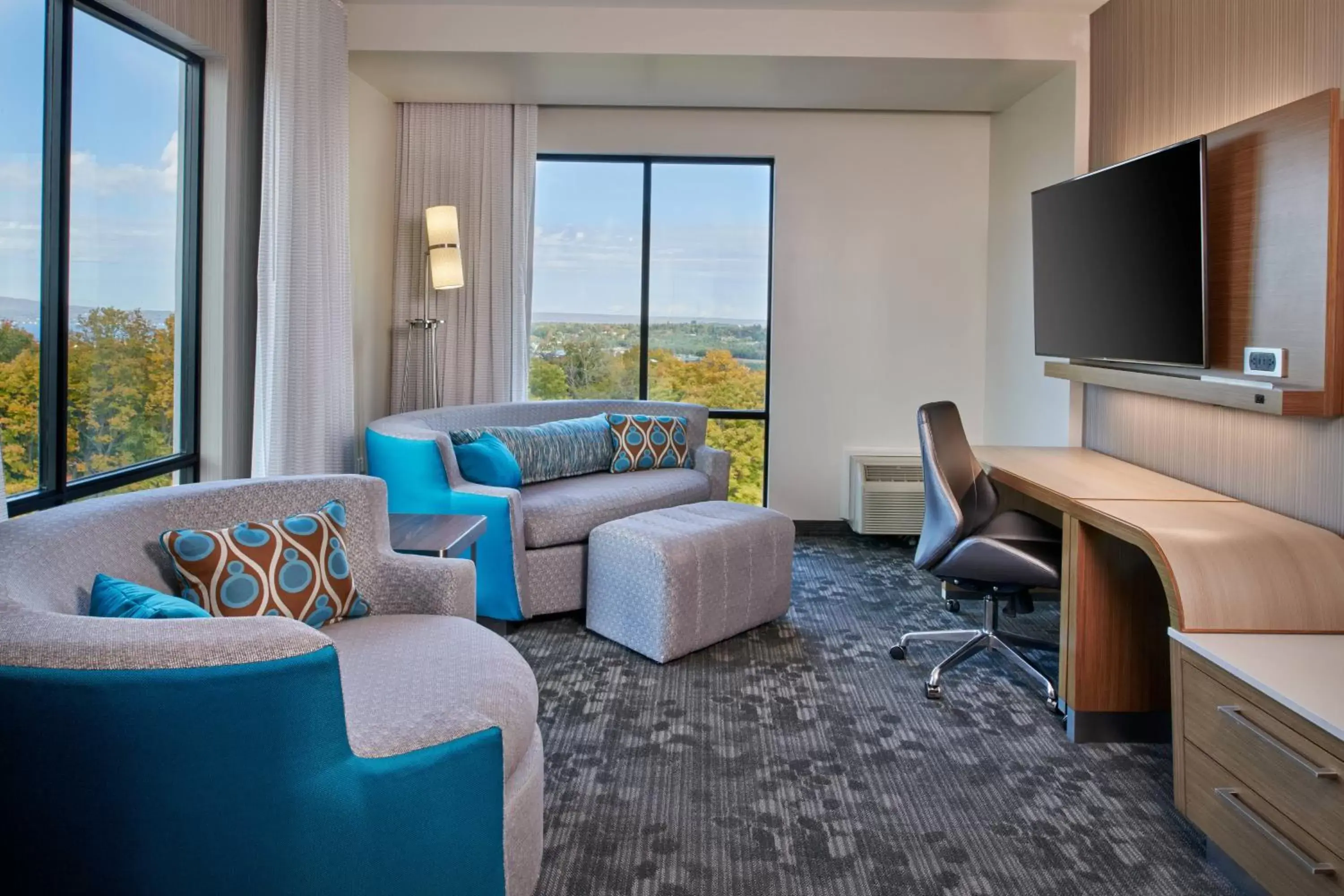 Living room, Seating Area in Courtyard by Marriott Petoskey at Victories Square