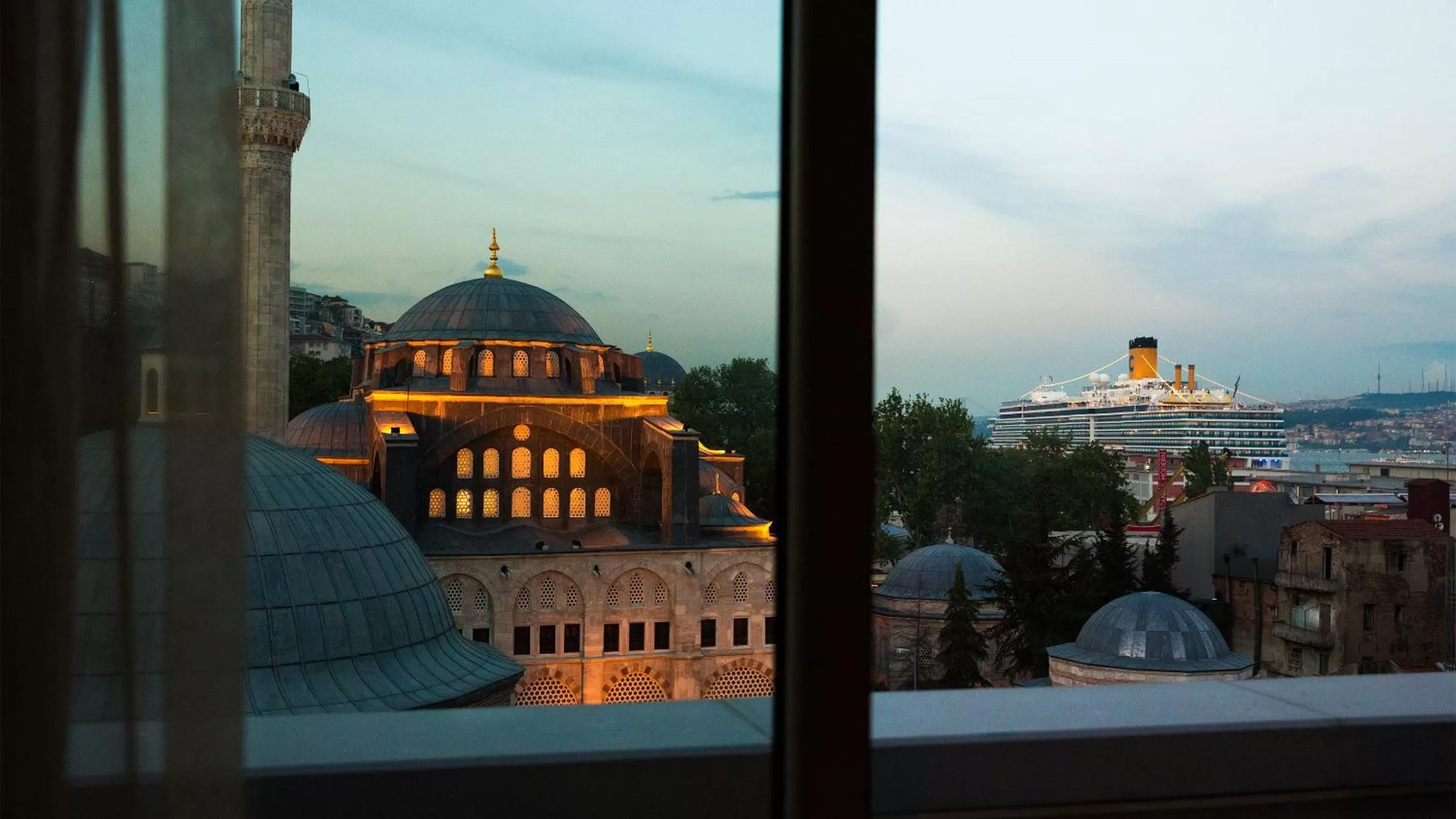 Bird's eye view in Port Hotel