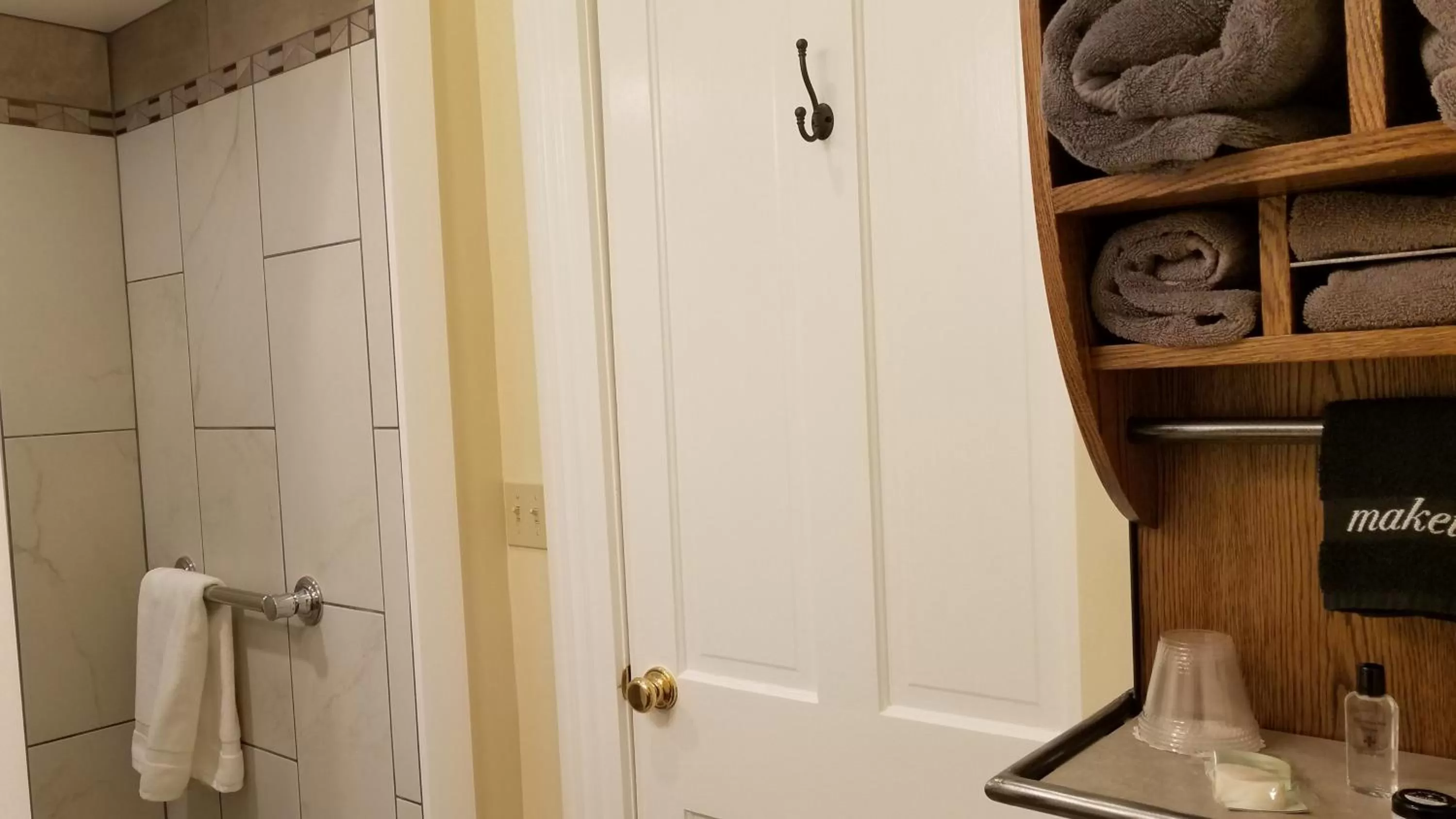 Bedroom, Bathroom in Hotel Ouray - for 12 years old and over