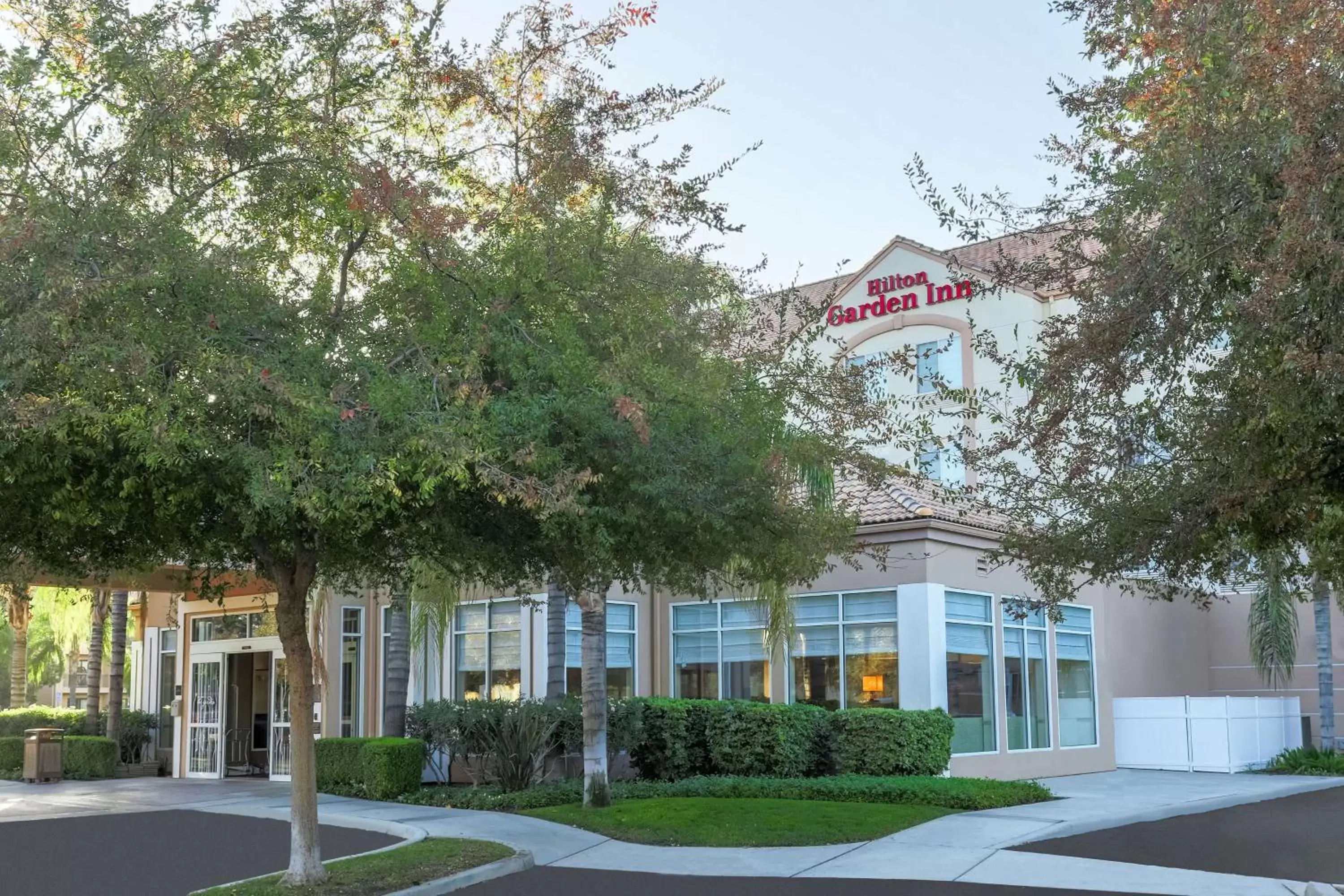 Property Building in Hilton Garden Inn Bakersfield