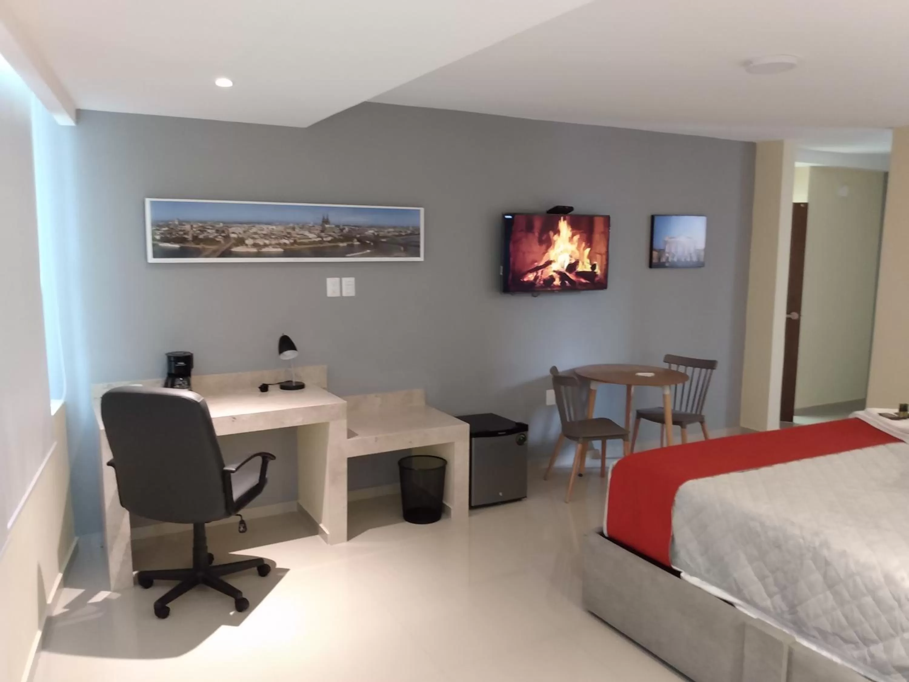 Photo of the whole room, Bed in EXECUTIROOMS VERACRUZ