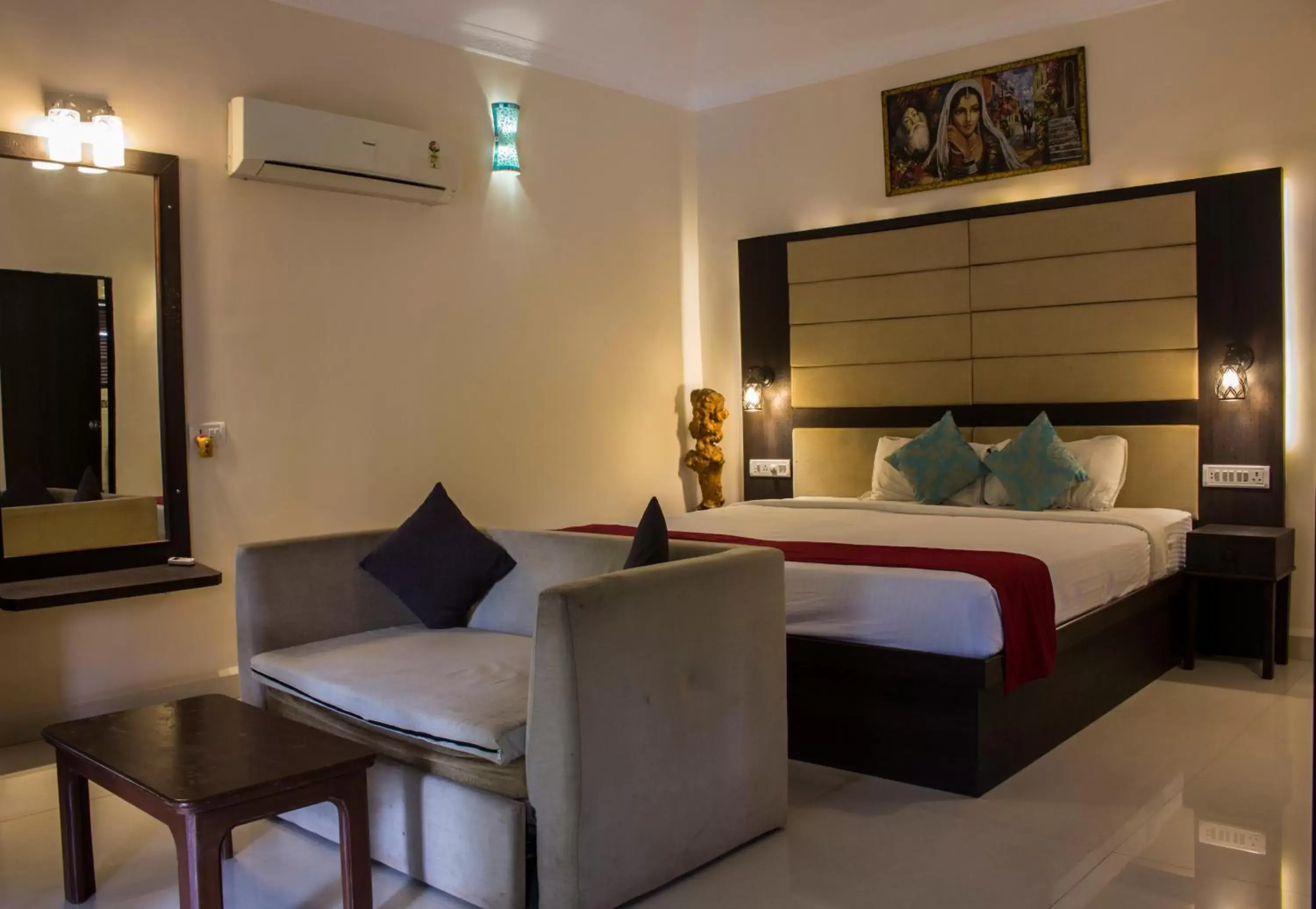 Bed in Shikara Beach Resort Bed in Shikara Beach Resort