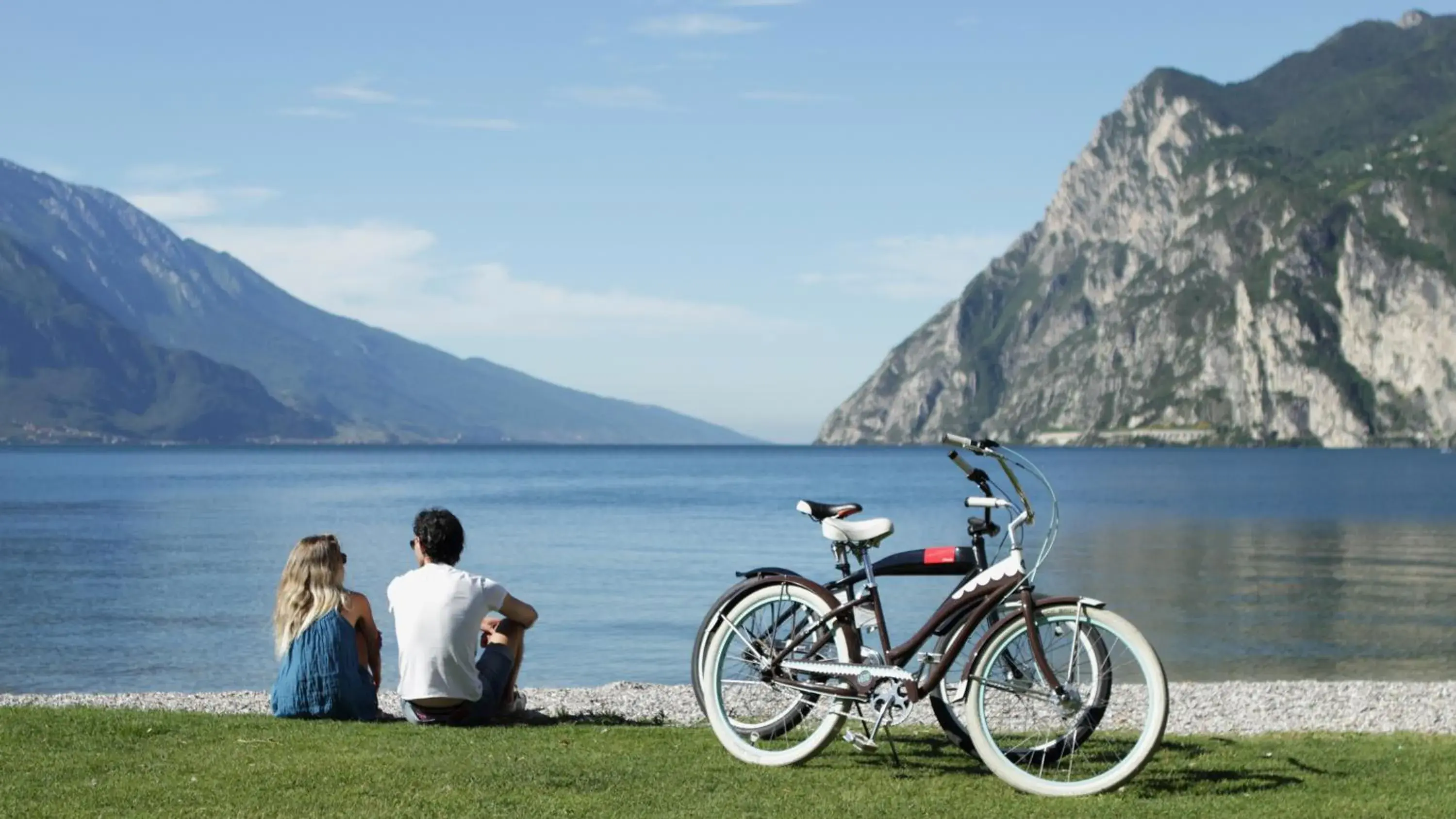 Cycling in Lake Front Hotel Mirage