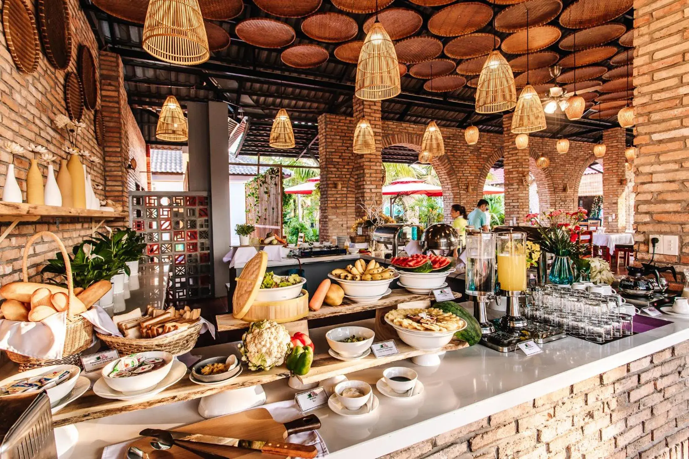 Food and drinks in Palm Hills Resort Food and drinks in Palm Hills Resort